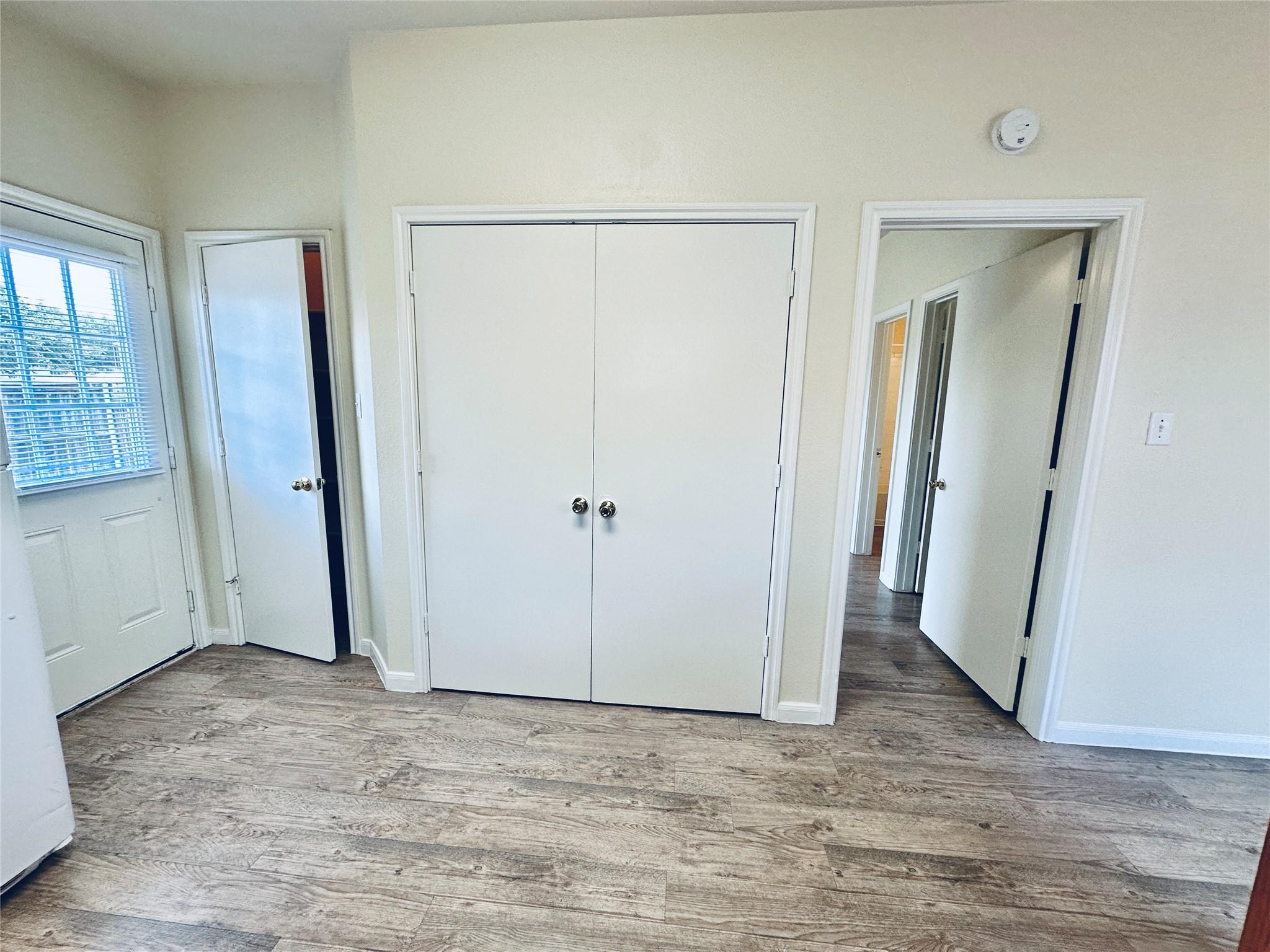 2873 Southampton Way #b Property Photo 18