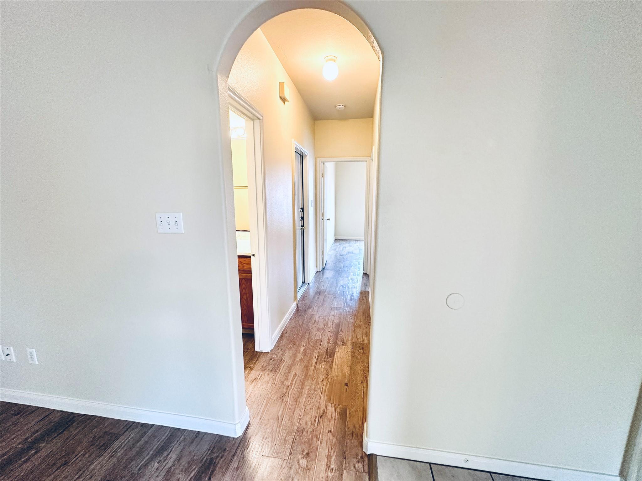 2873 Southampton Way #b Property Photo 28