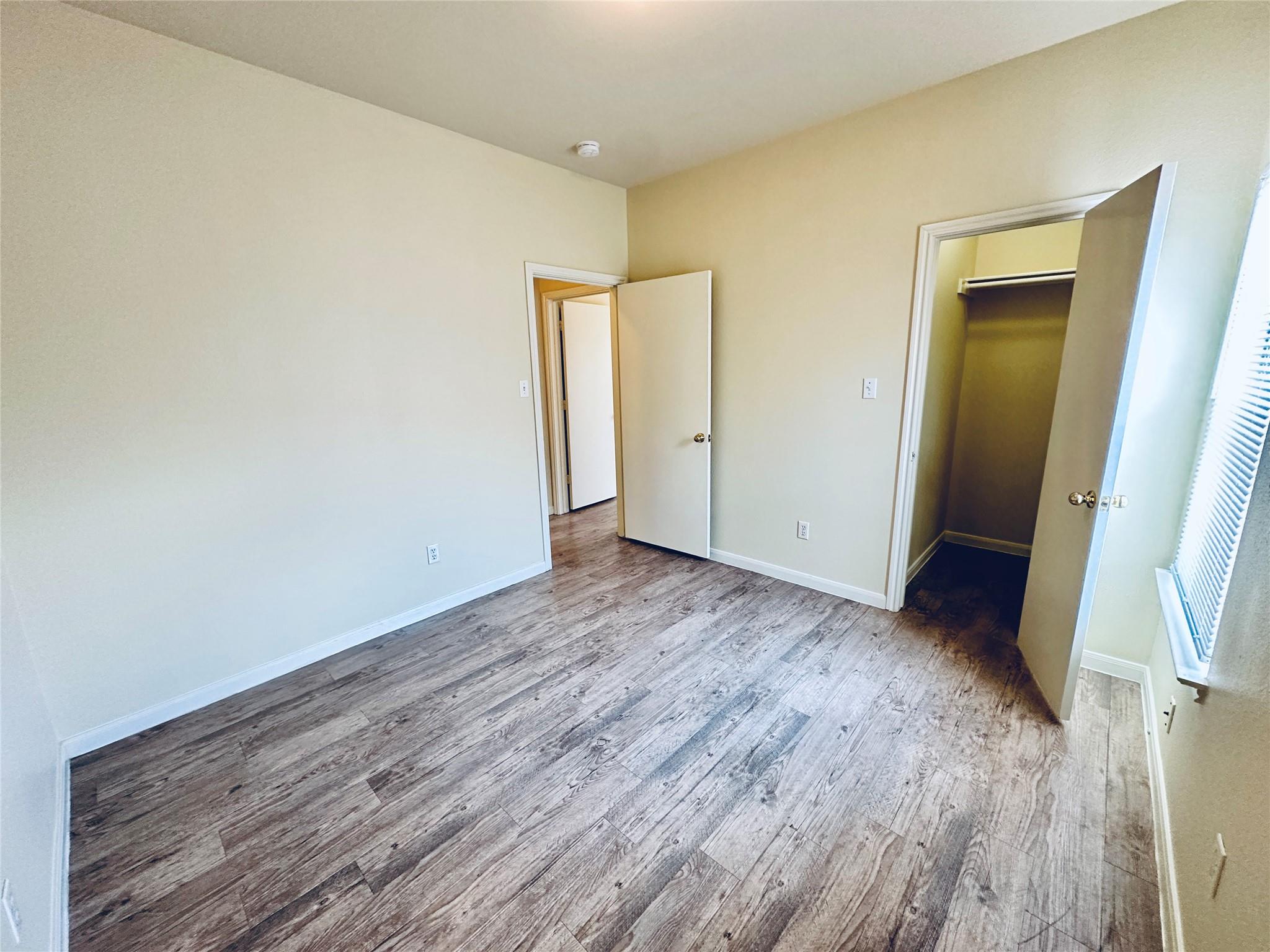 2873 Southampton Way #b Property Photo 34