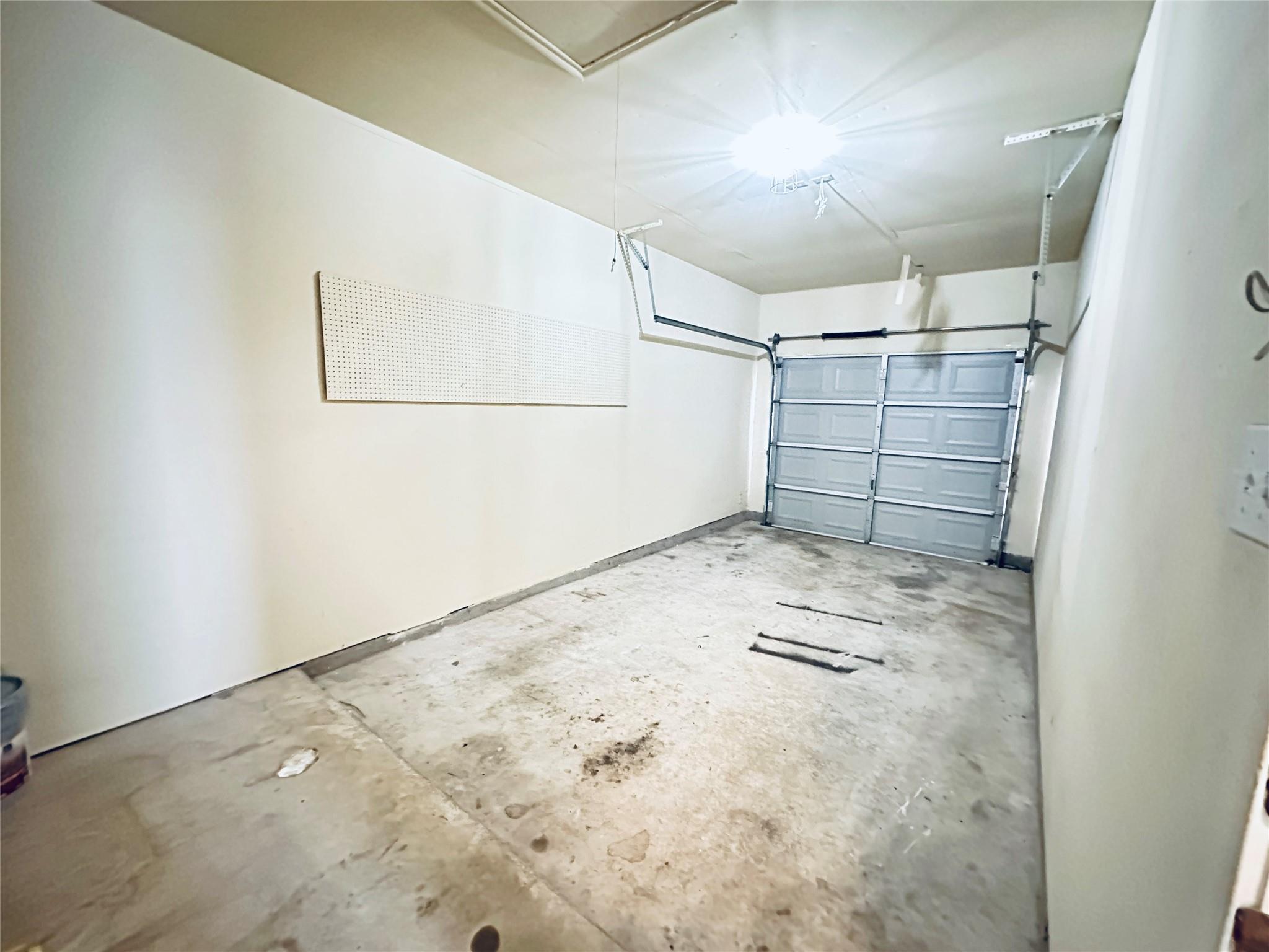 2873 Southampton Way #b Property Photo 40