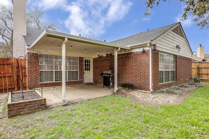 1100 Briargate Dr Property Photo 33