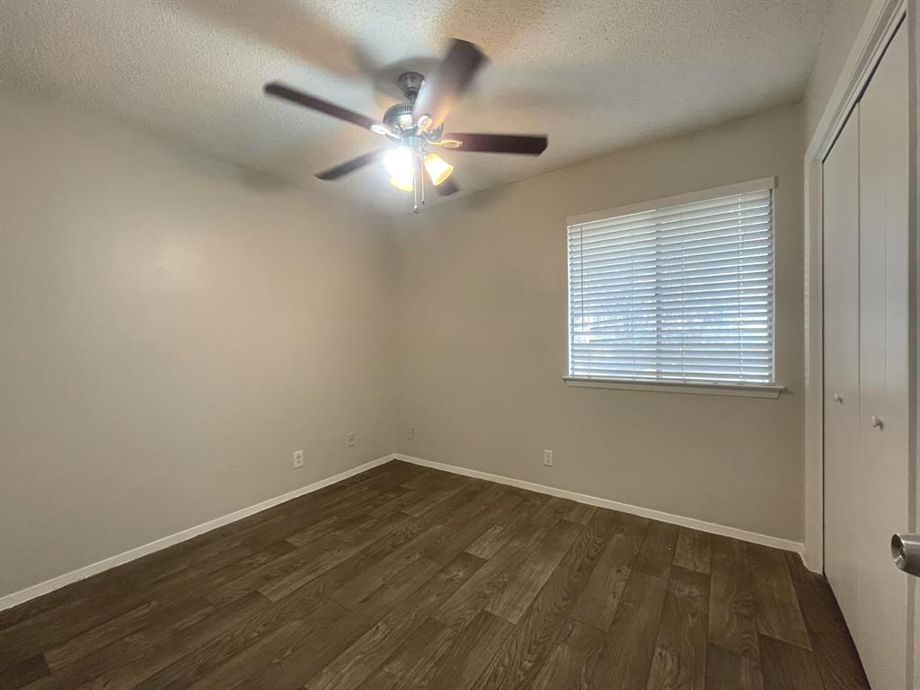 10700 Topperwein Dr #b Property Photo 12