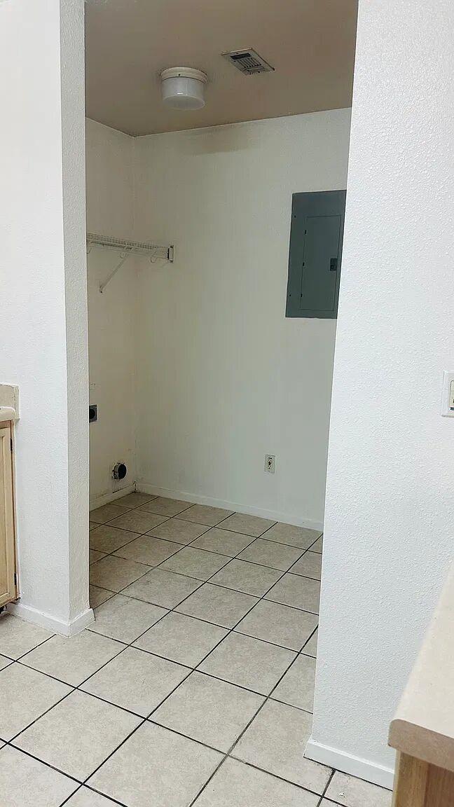 2222 Katy Ln #b Property Photo 10