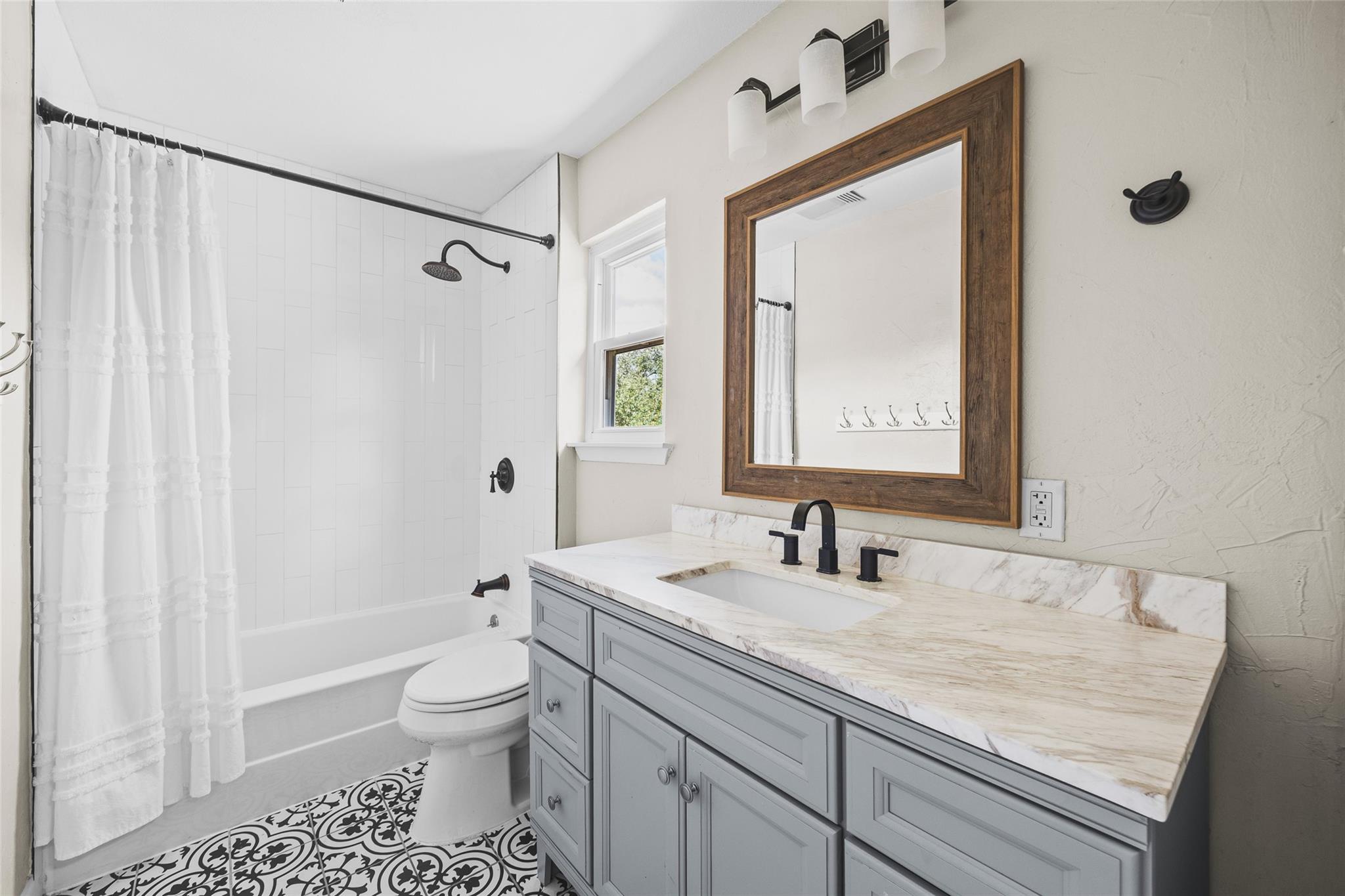 8102 Current Cir Property Photo 24
