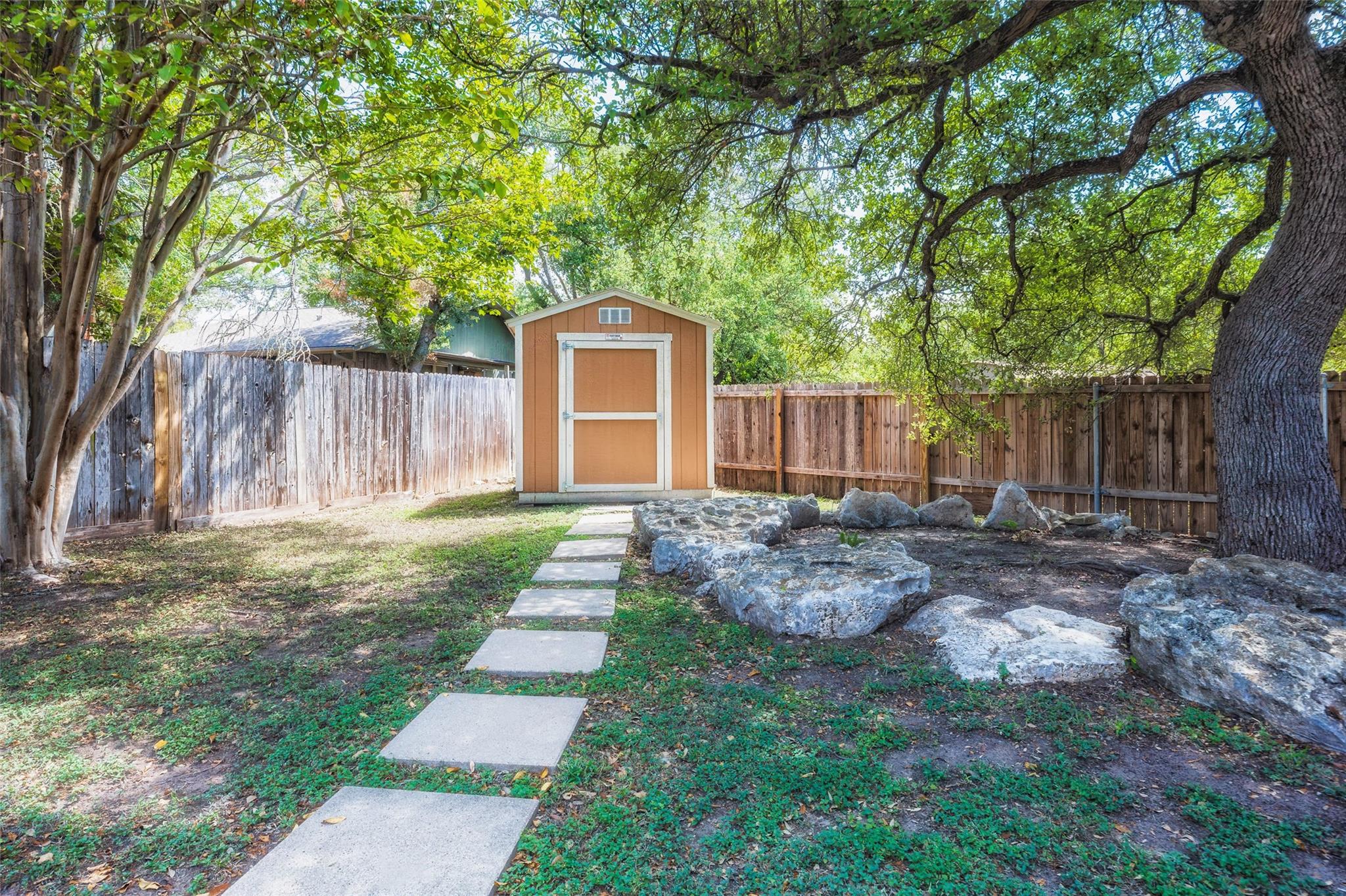 8102 Current Cir Property Photo 30