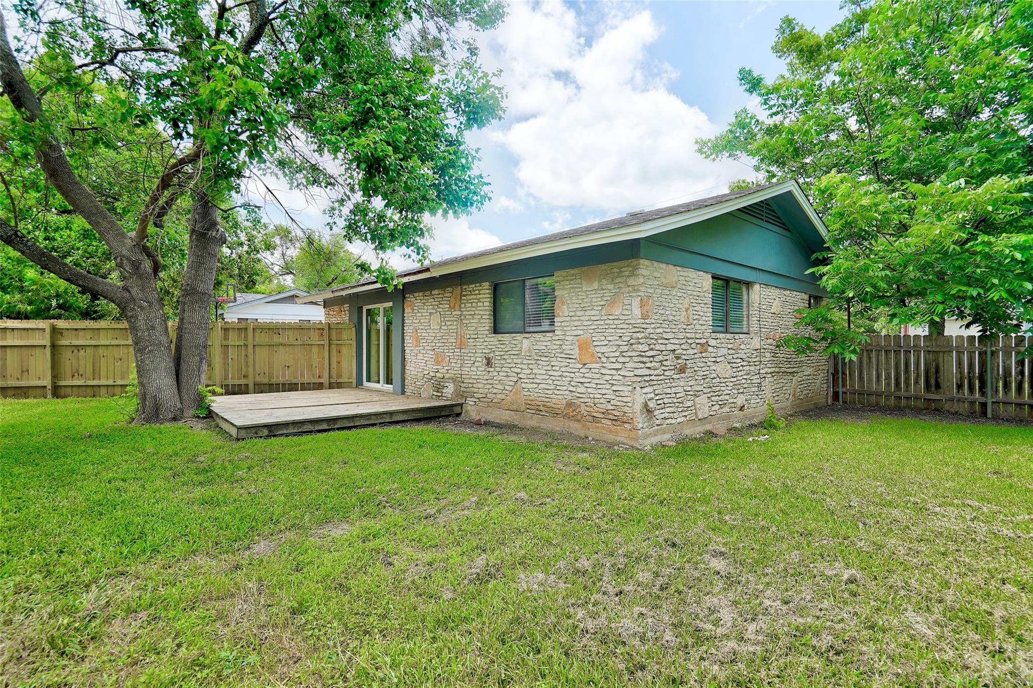 1806 Dixie Ln Property Photo 21