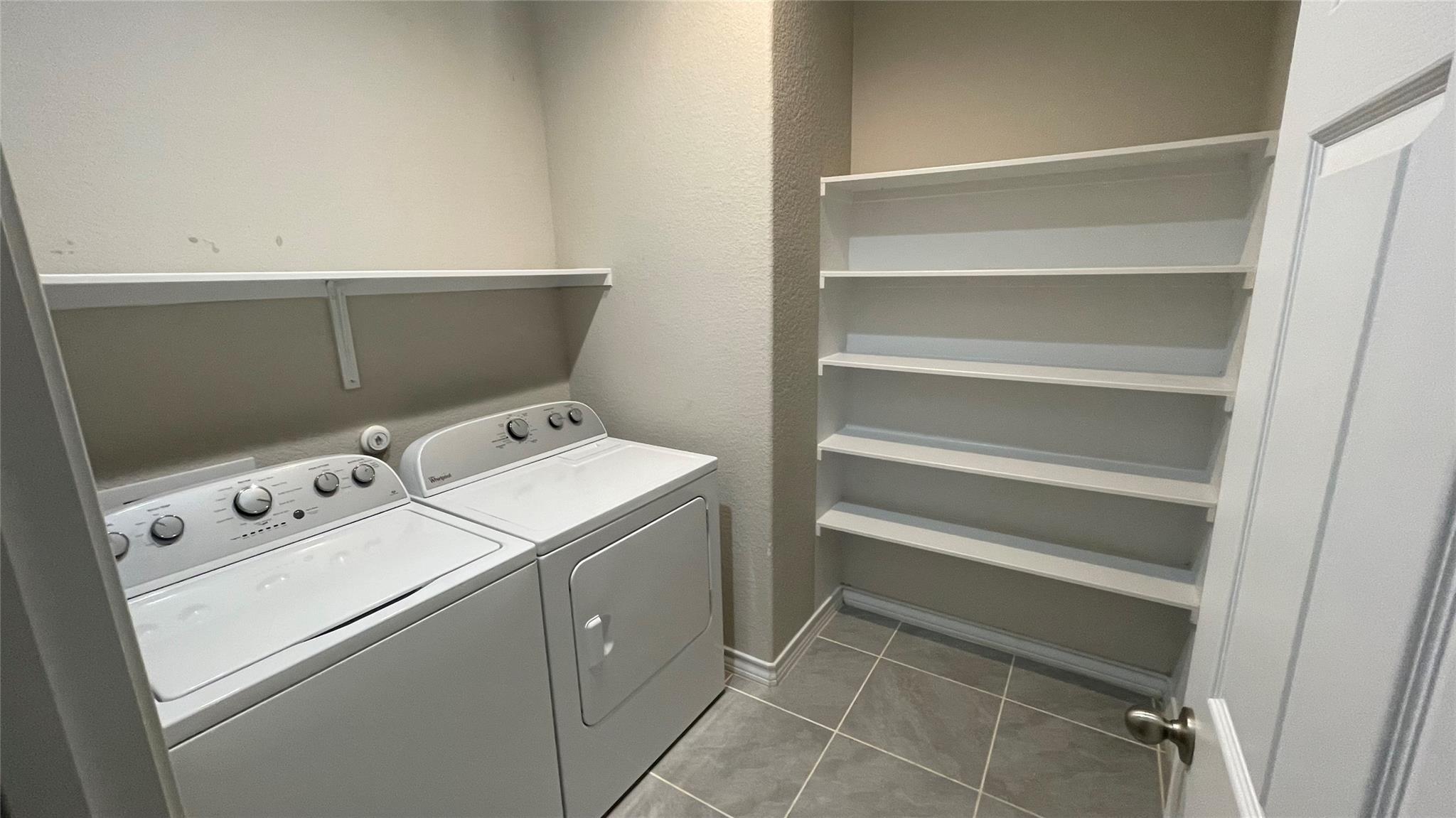 147 Mary Max Cir Property Photo 26