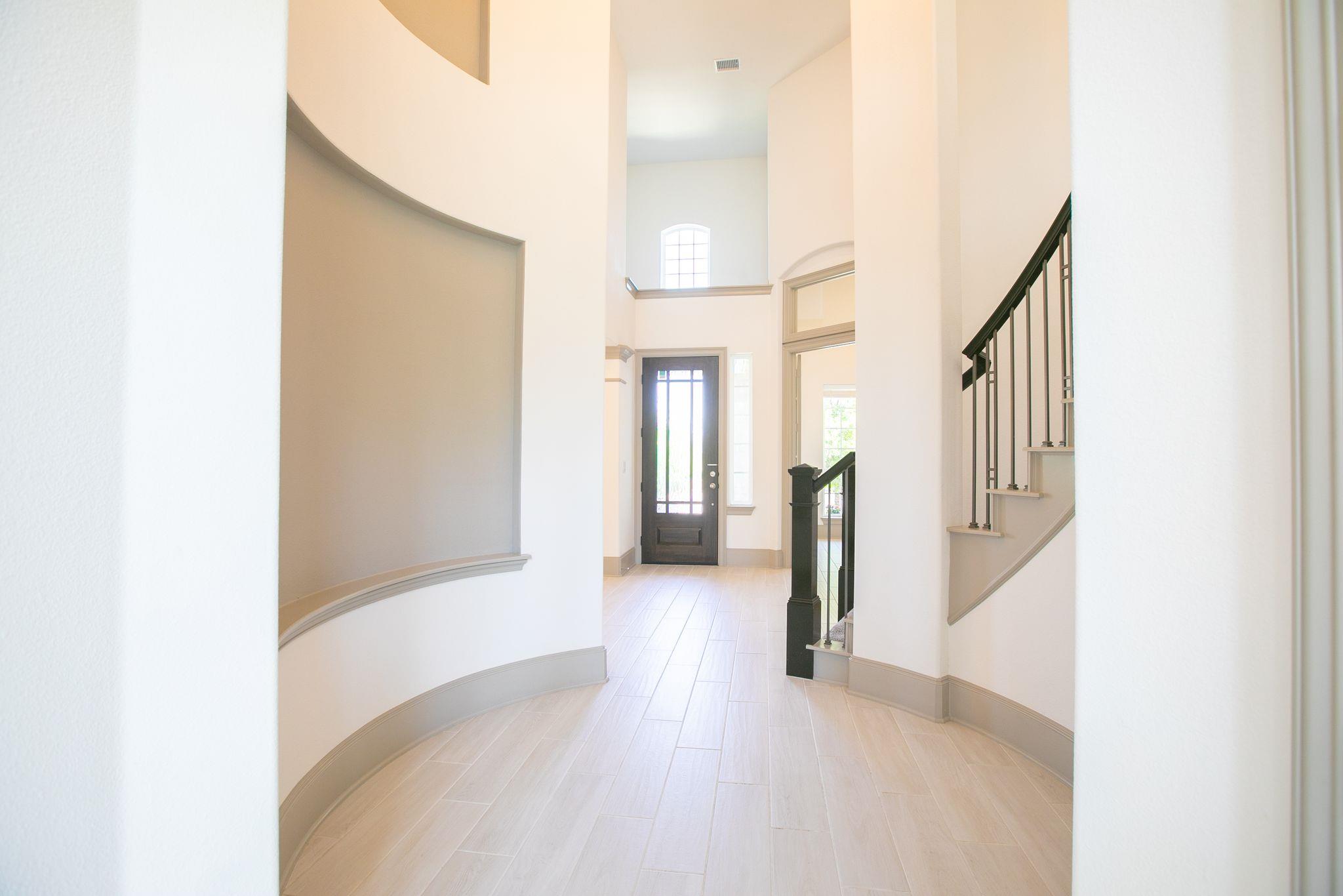 18705 Alonso Pl Property Photo 8