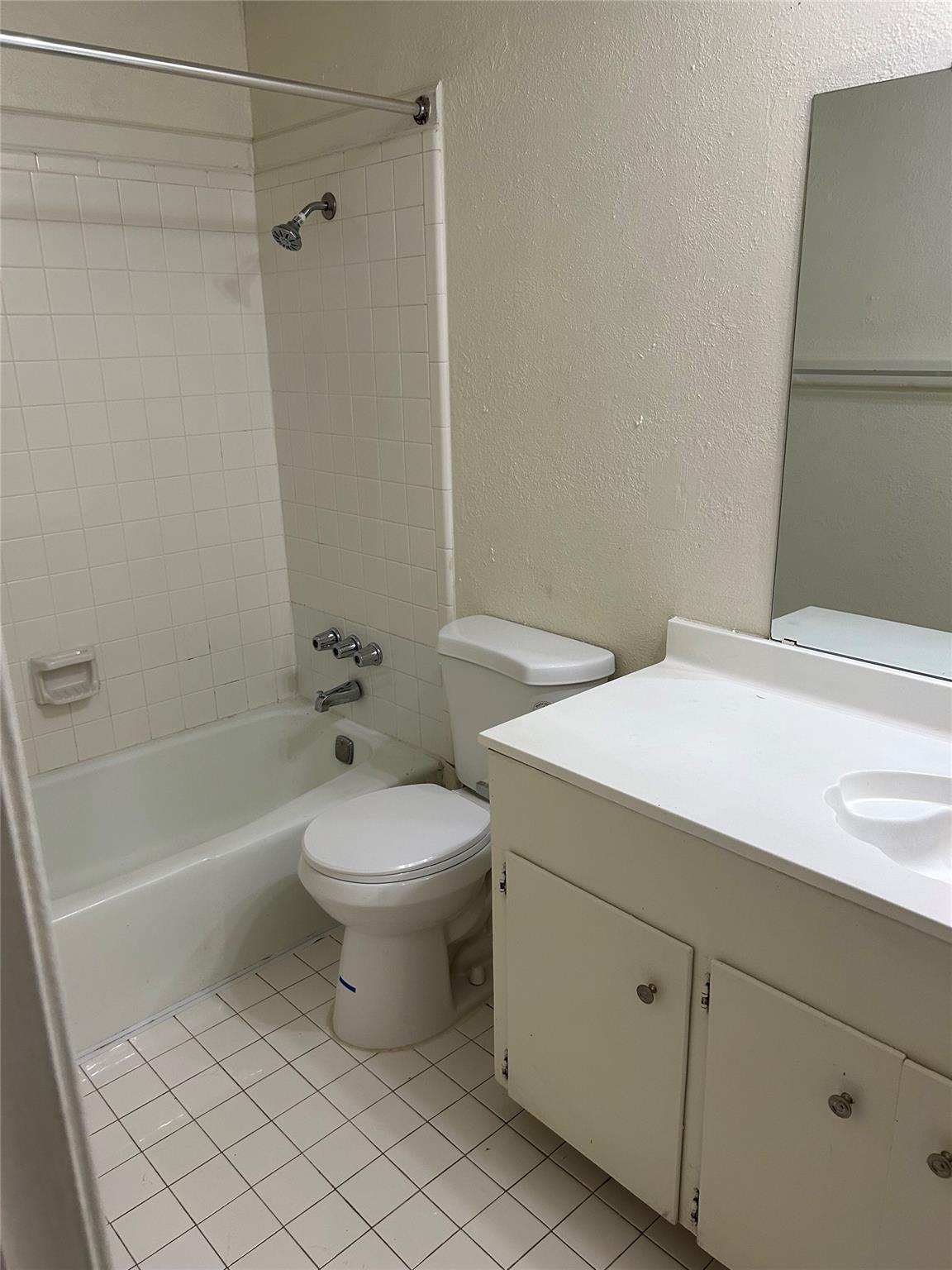 5006 Sara Dr #b Property Photo 14