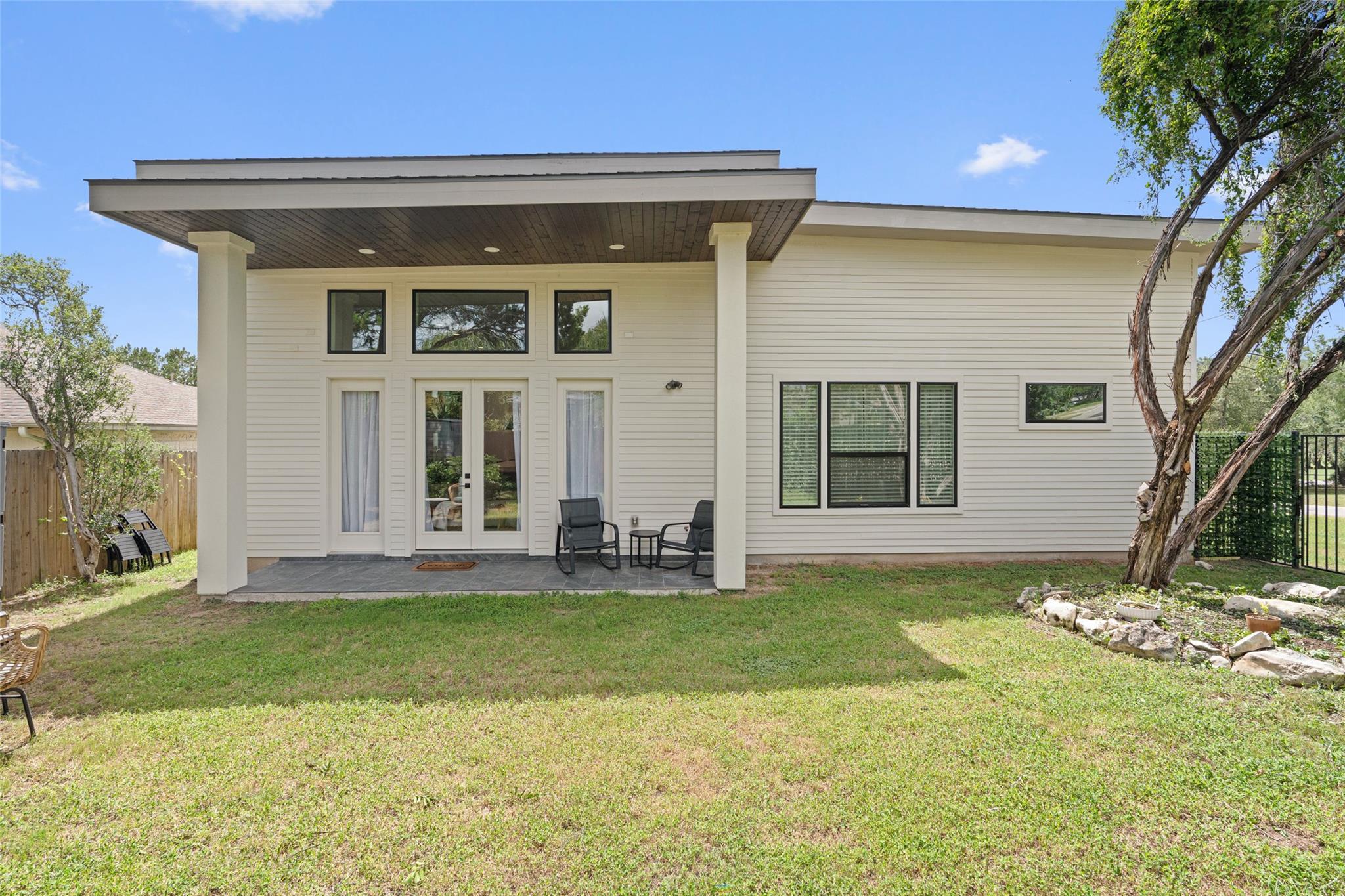 21408 Lakefront Dr Property Photo 35