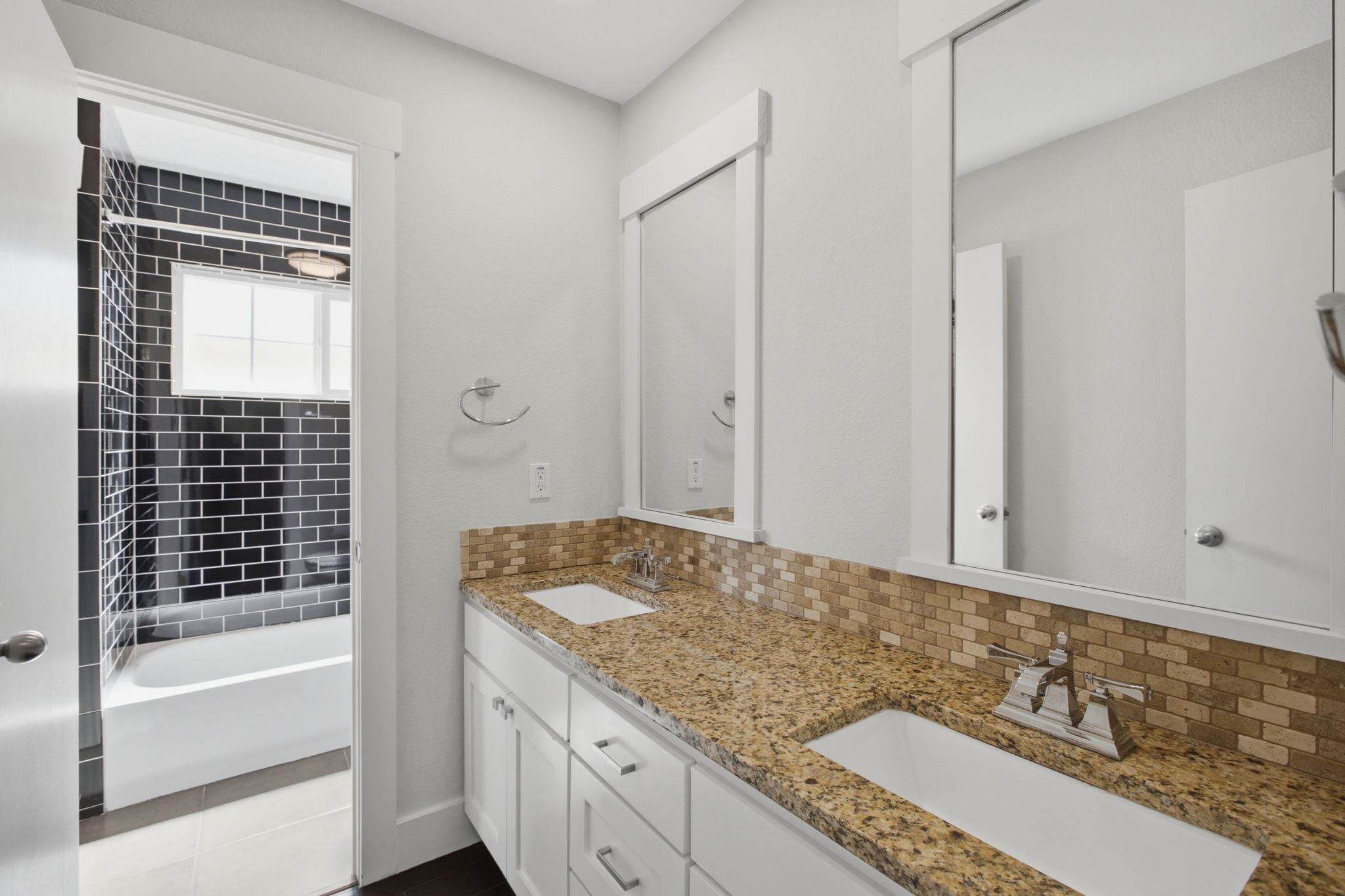 3902 Hawkshead Dr Property Photo 16