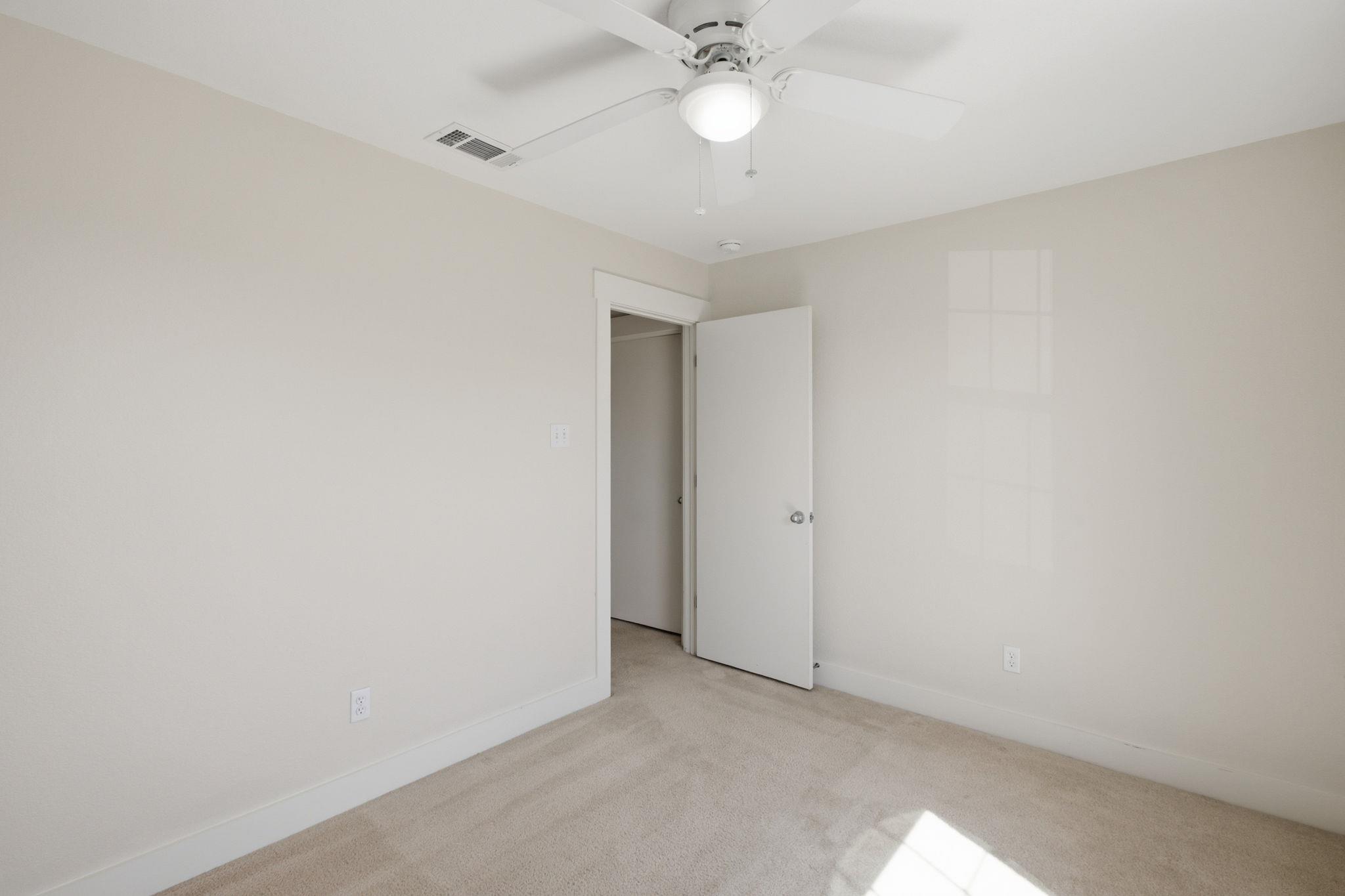 3902 Hawkshead Dr Property Photo 26