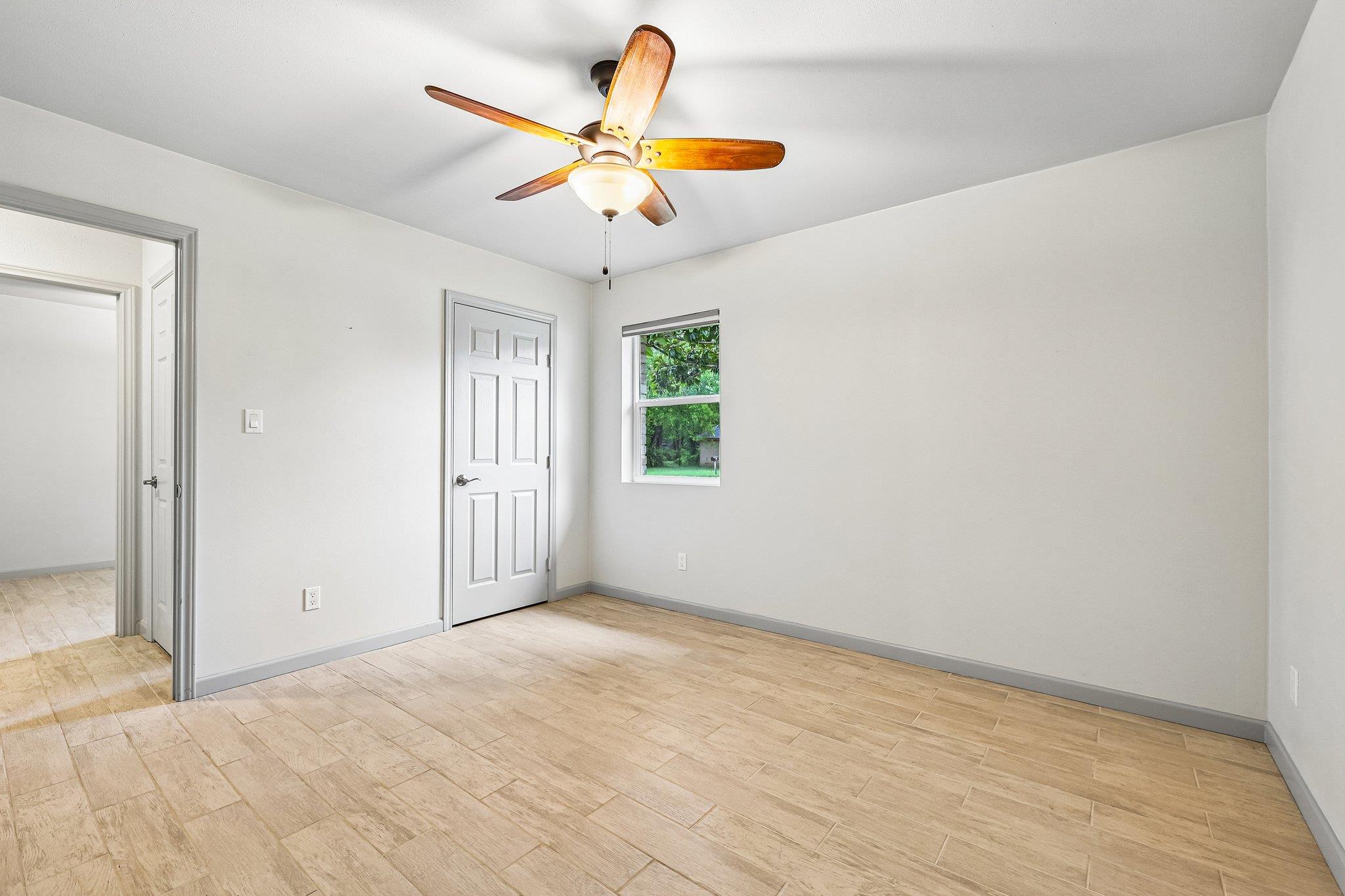 410 Magnolia St Property Photo 22