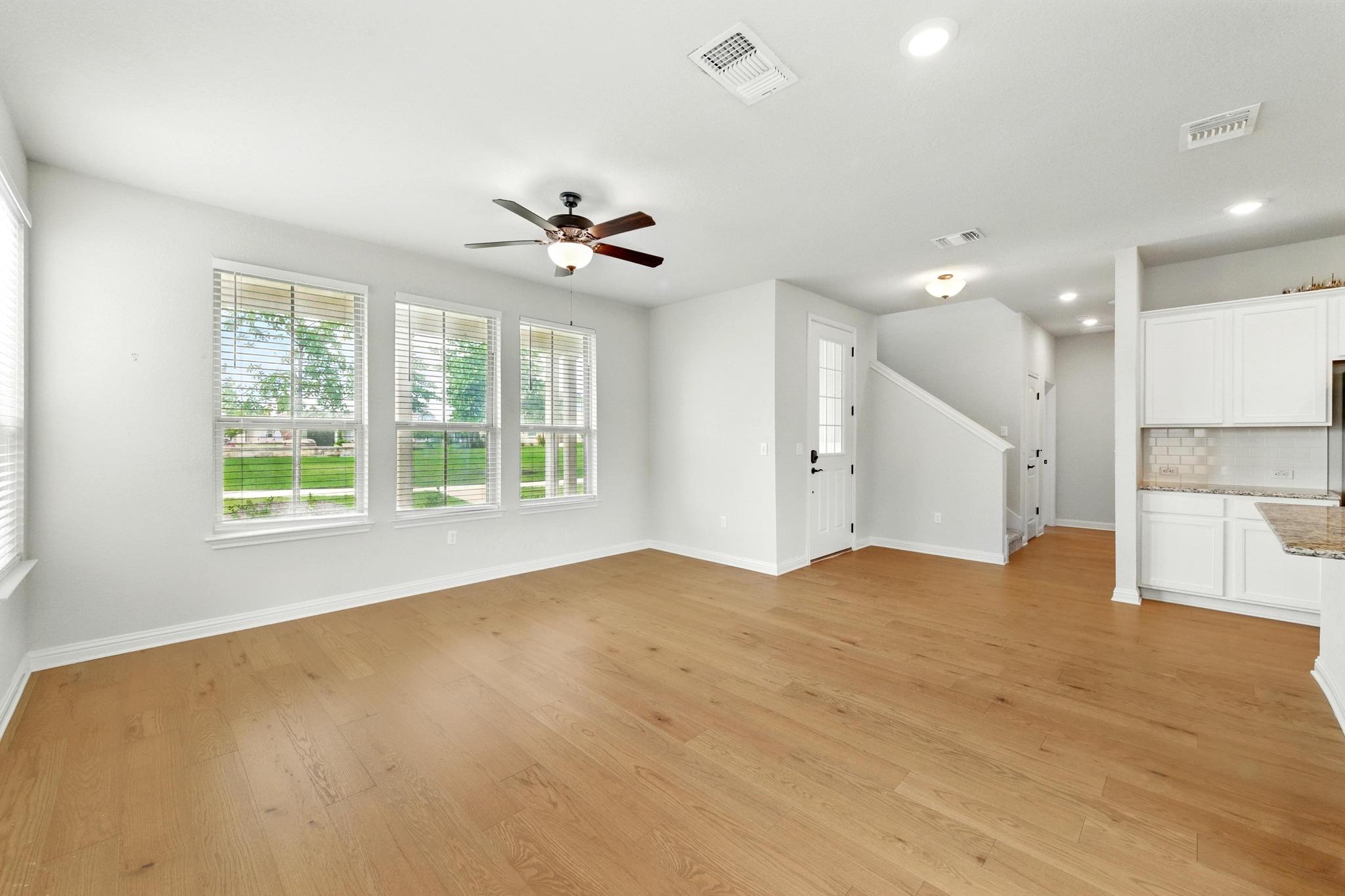 8007 Orizzonte St Property Photo 6