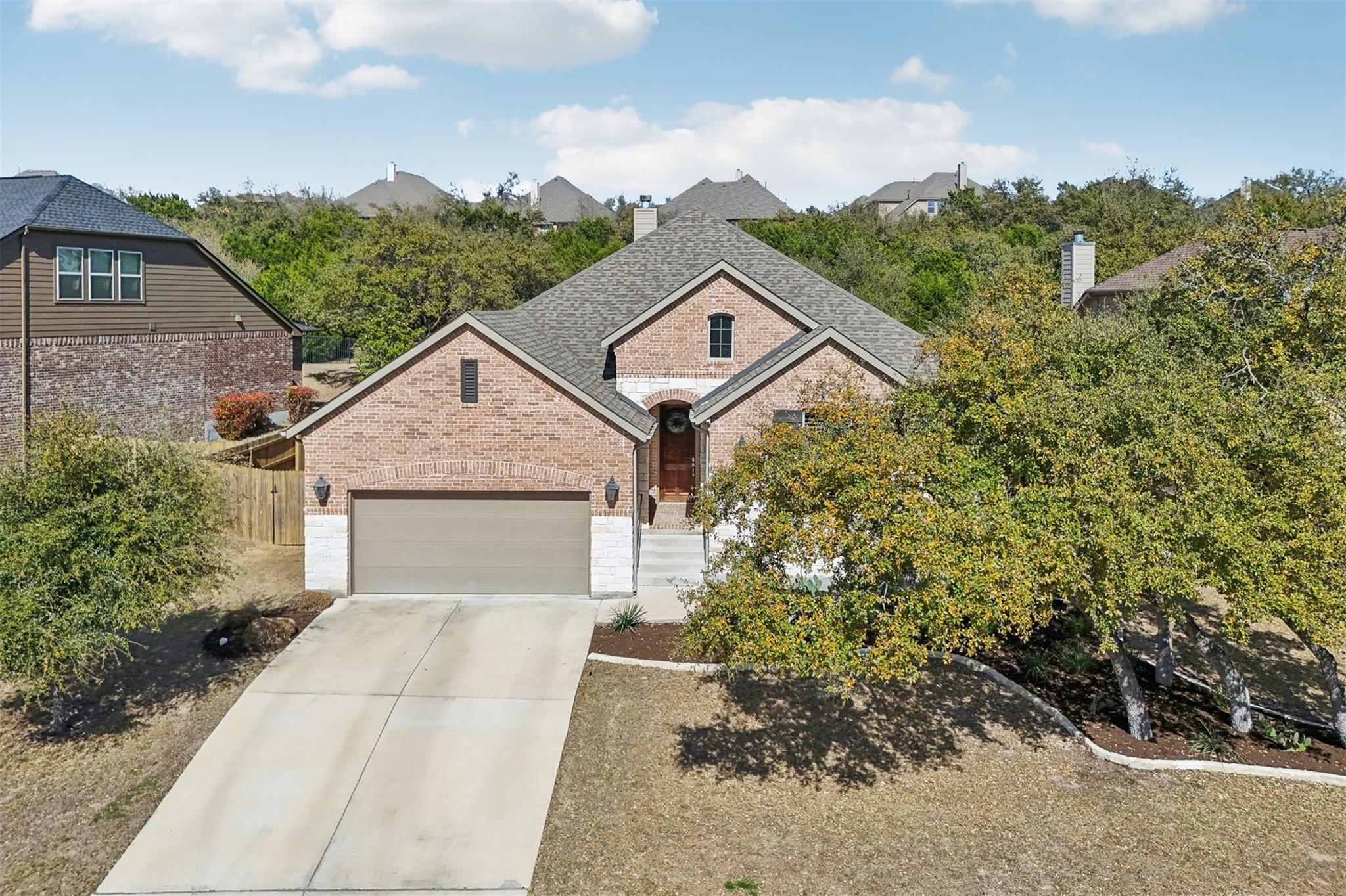 303 Merion Dr Property Photo