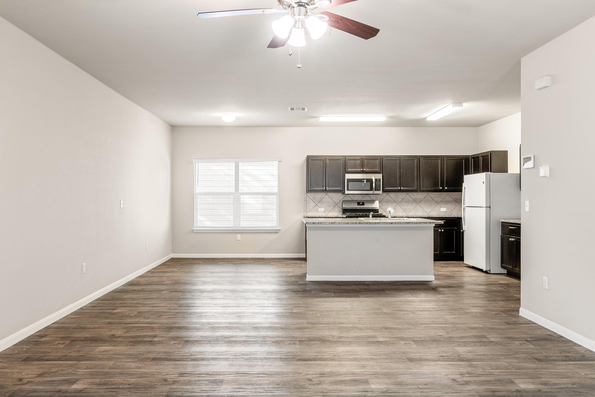 365 Cibolo Creek Dr Property Photo 9