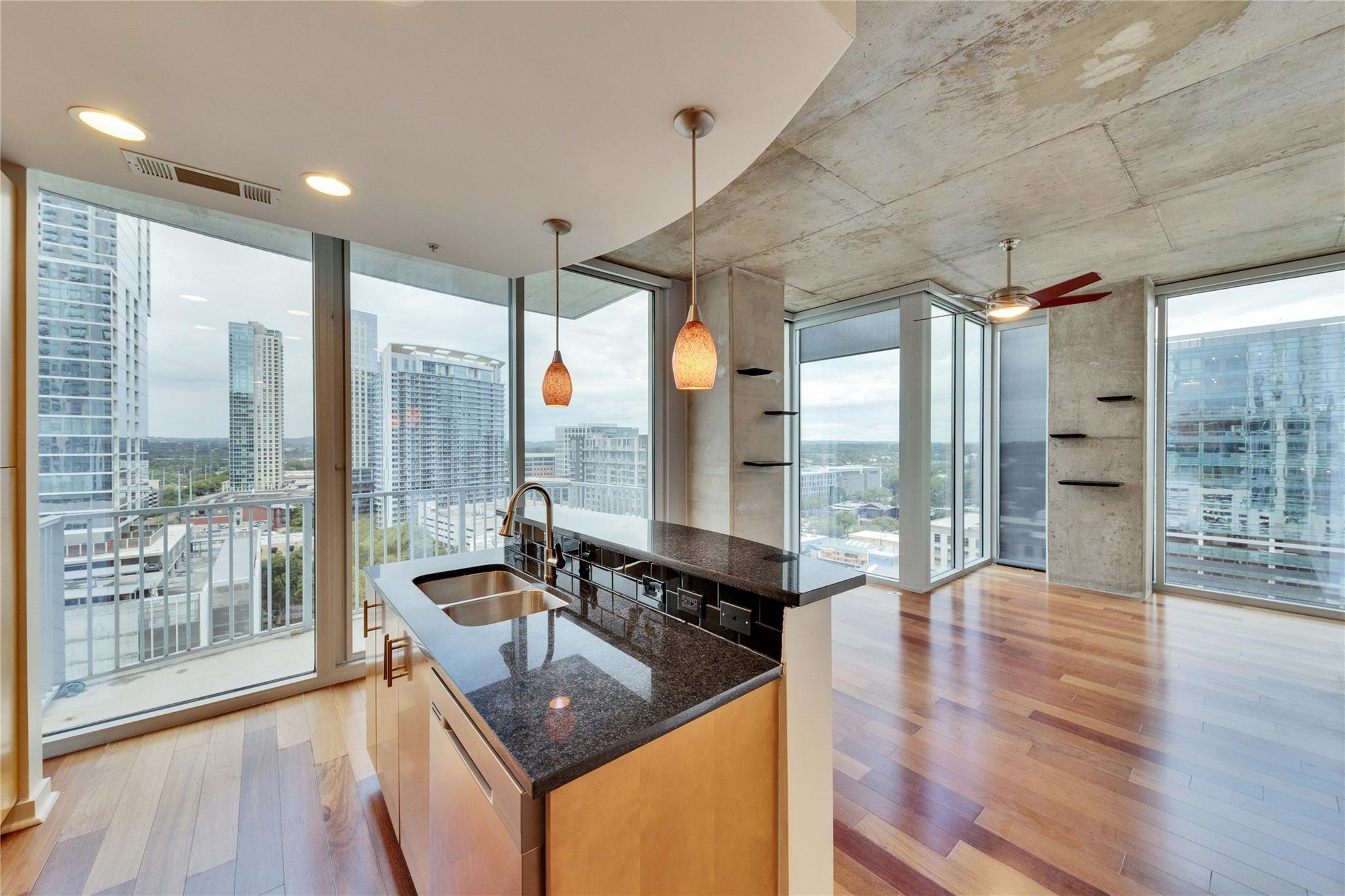360 Nueces St #1416 Property Photo 7