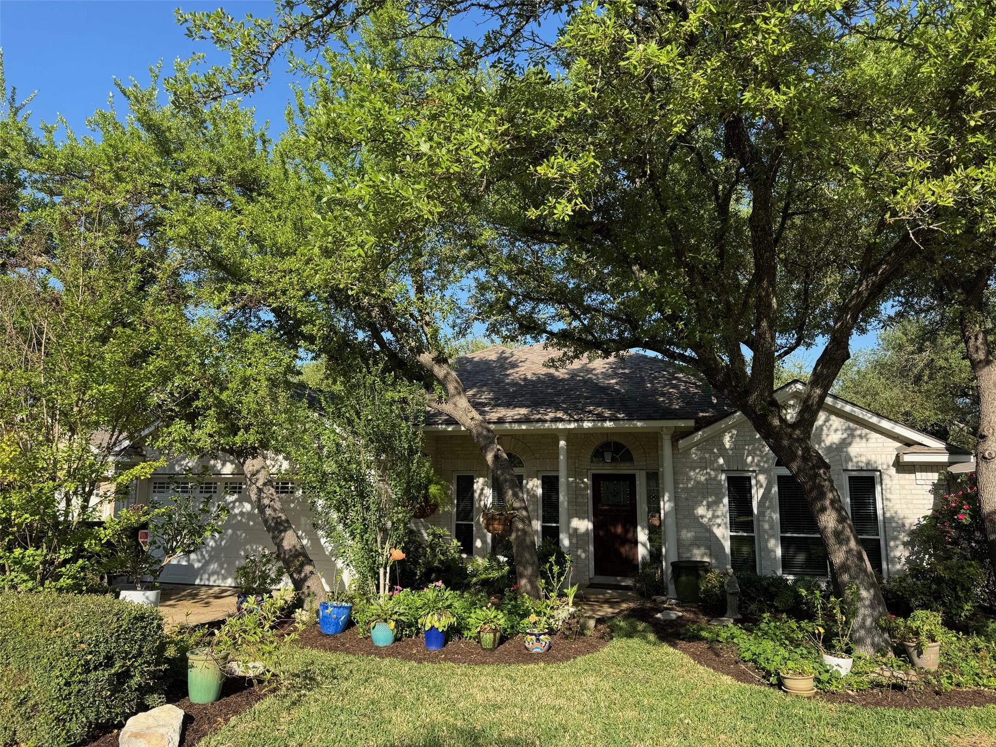 2208 Zoa Drive Dr Property Photo 1