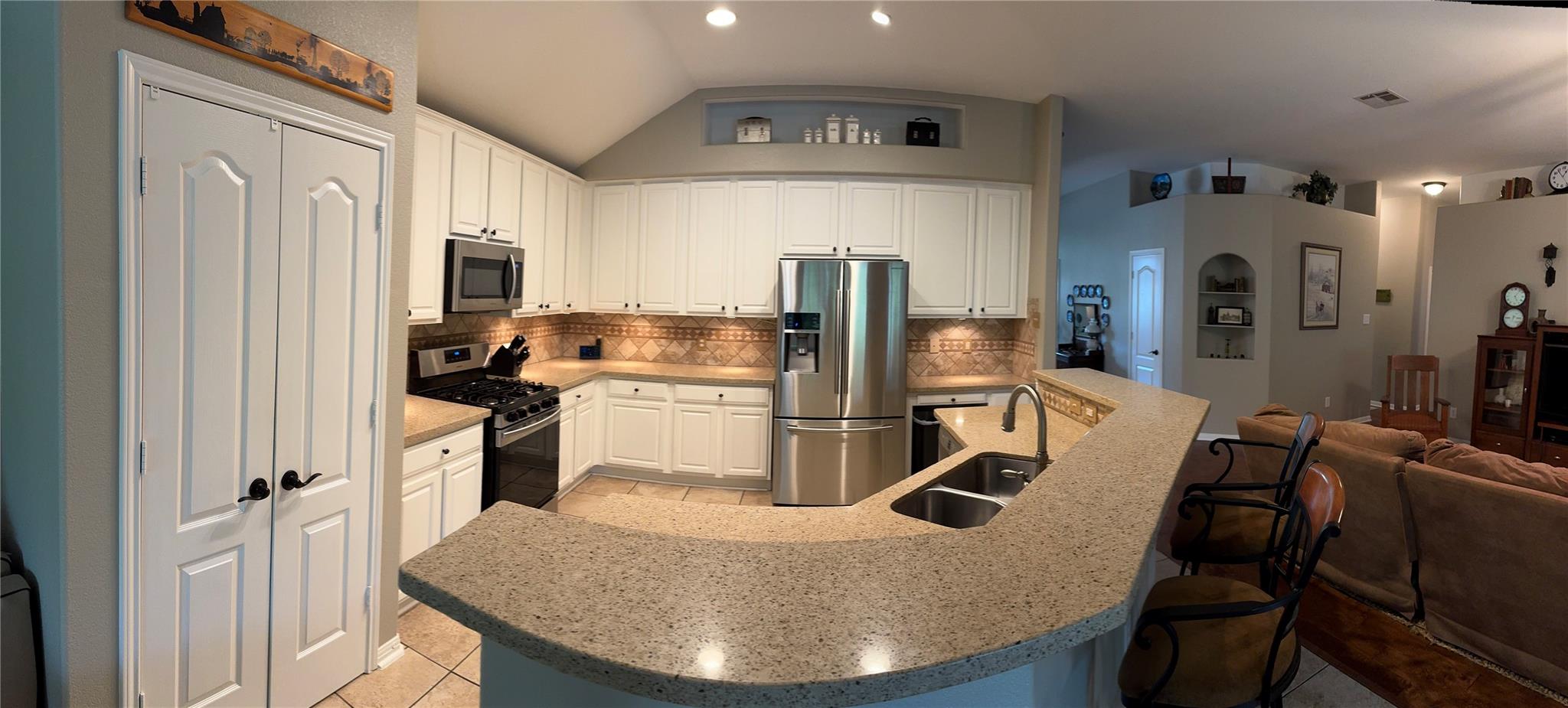 2208 Zoa Drive Dr Property Photo 10
