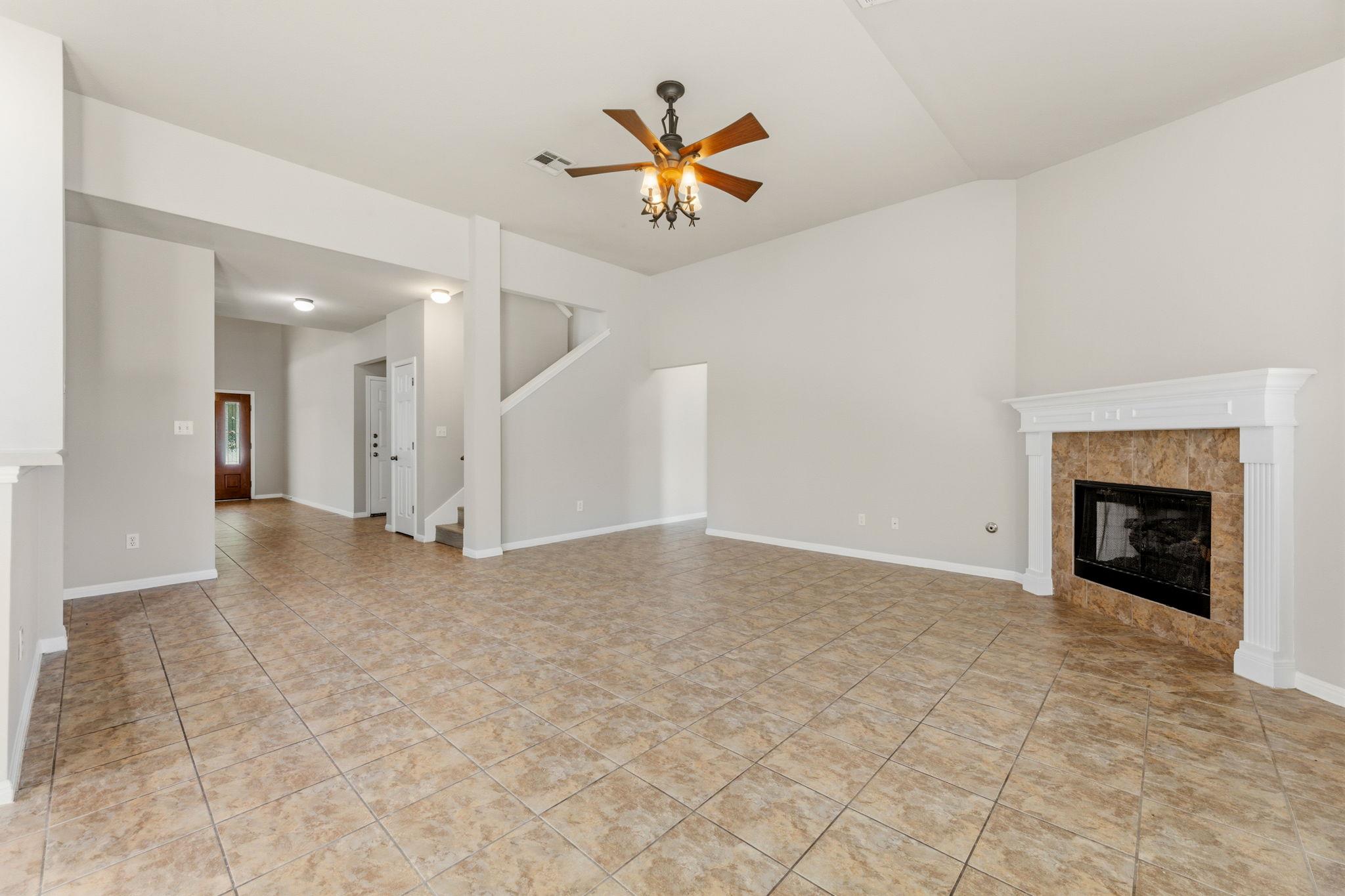 1216 Willowbrook Dr Property Photo 22