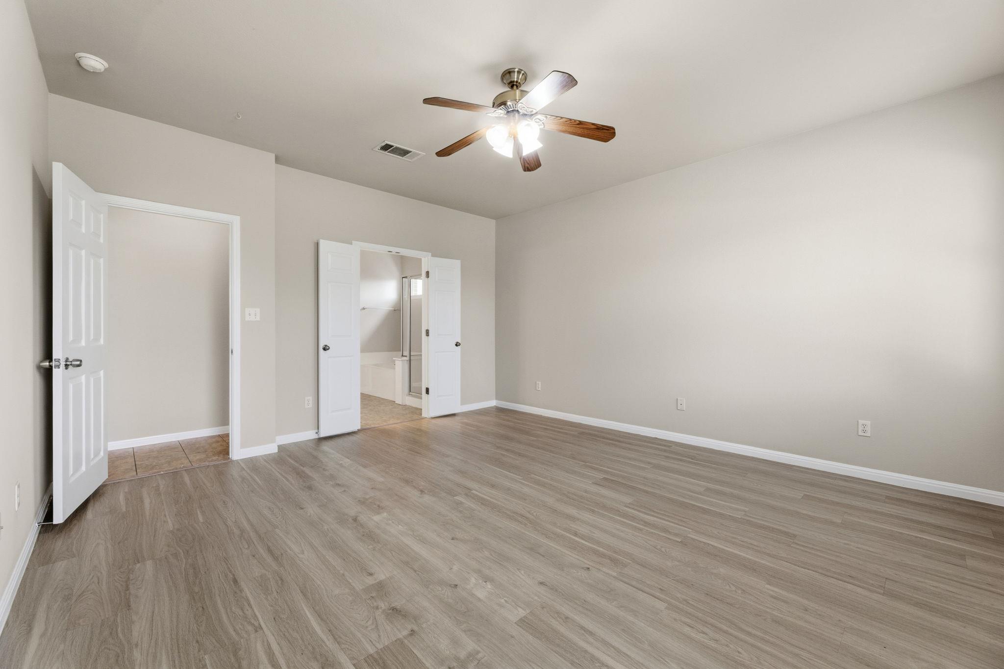 1216 Willowbrook Dr Property Photo 32