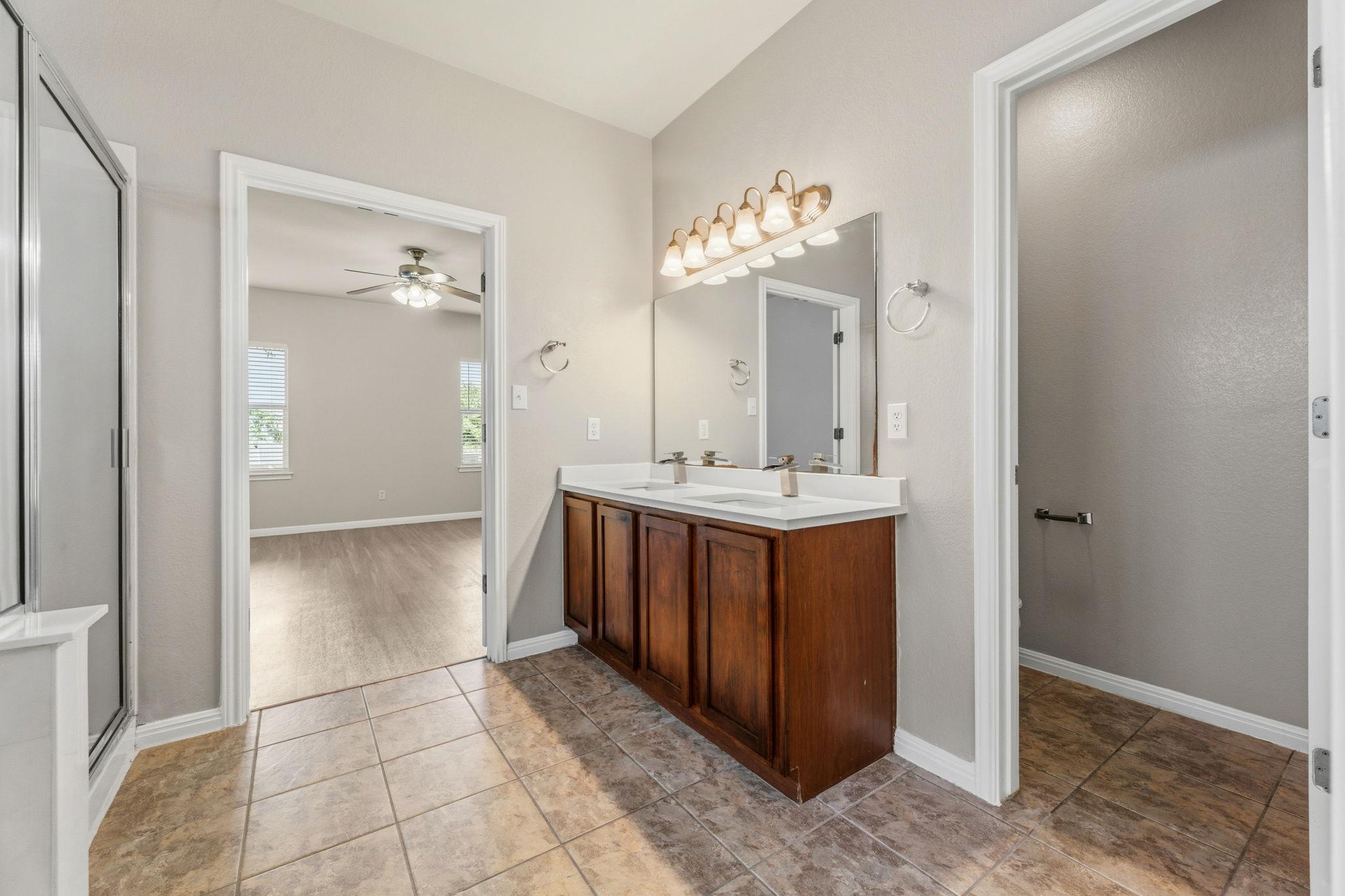 1216 Willowbrook Dr Property Photo 37