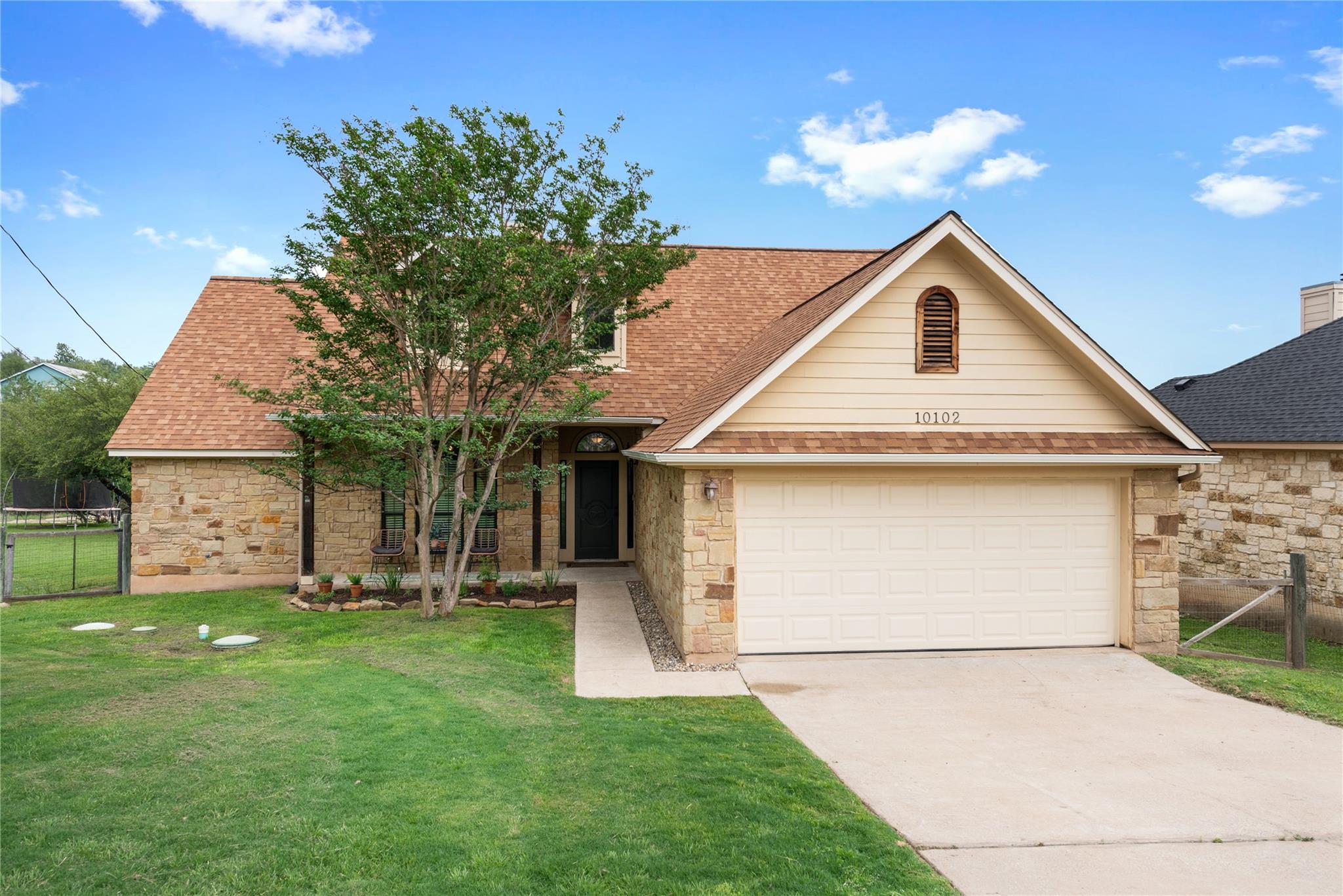 10102 Twin Lake Loop Property Photo 3