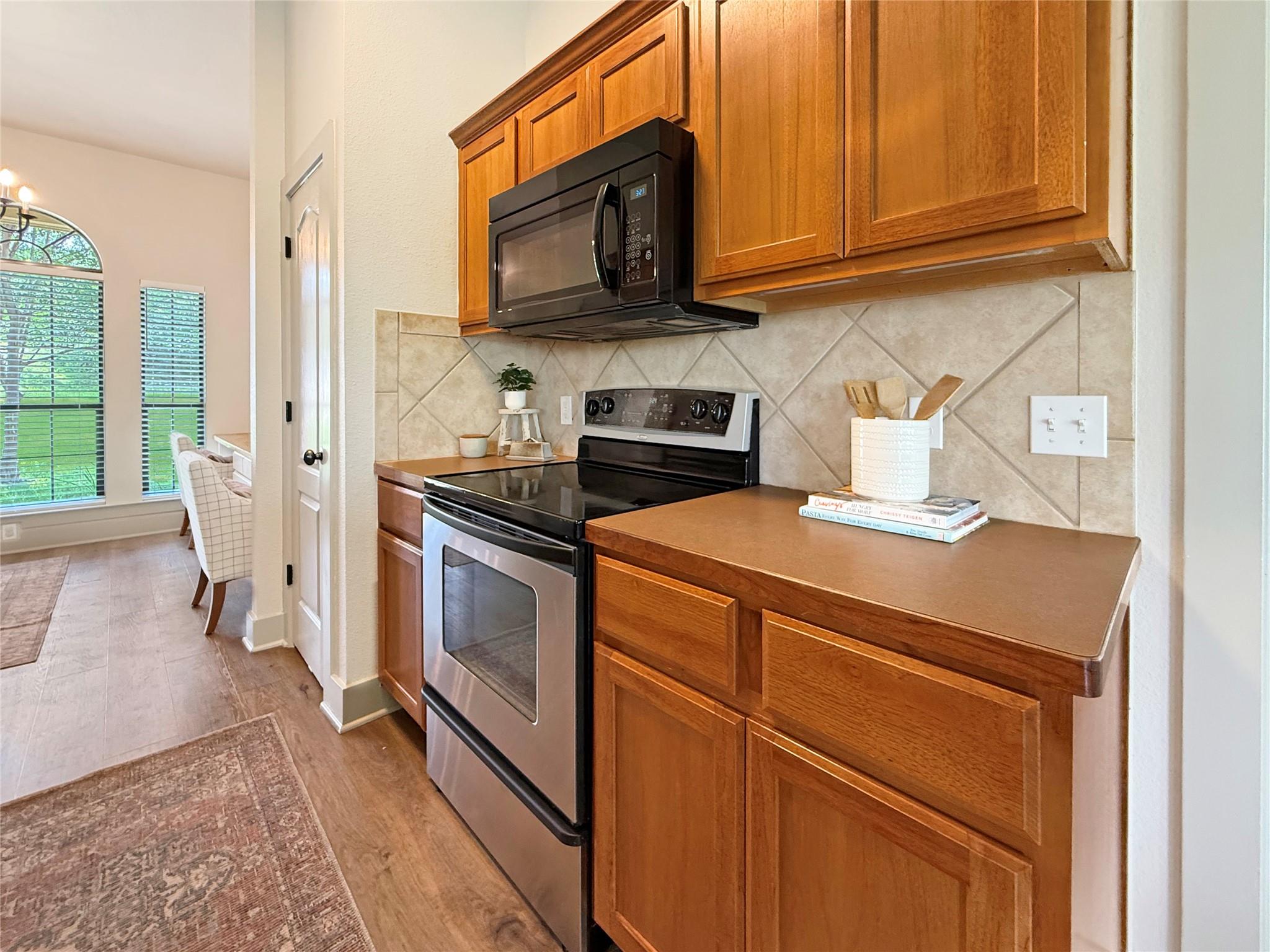10102 Twin Lake Loop Property Photo 12