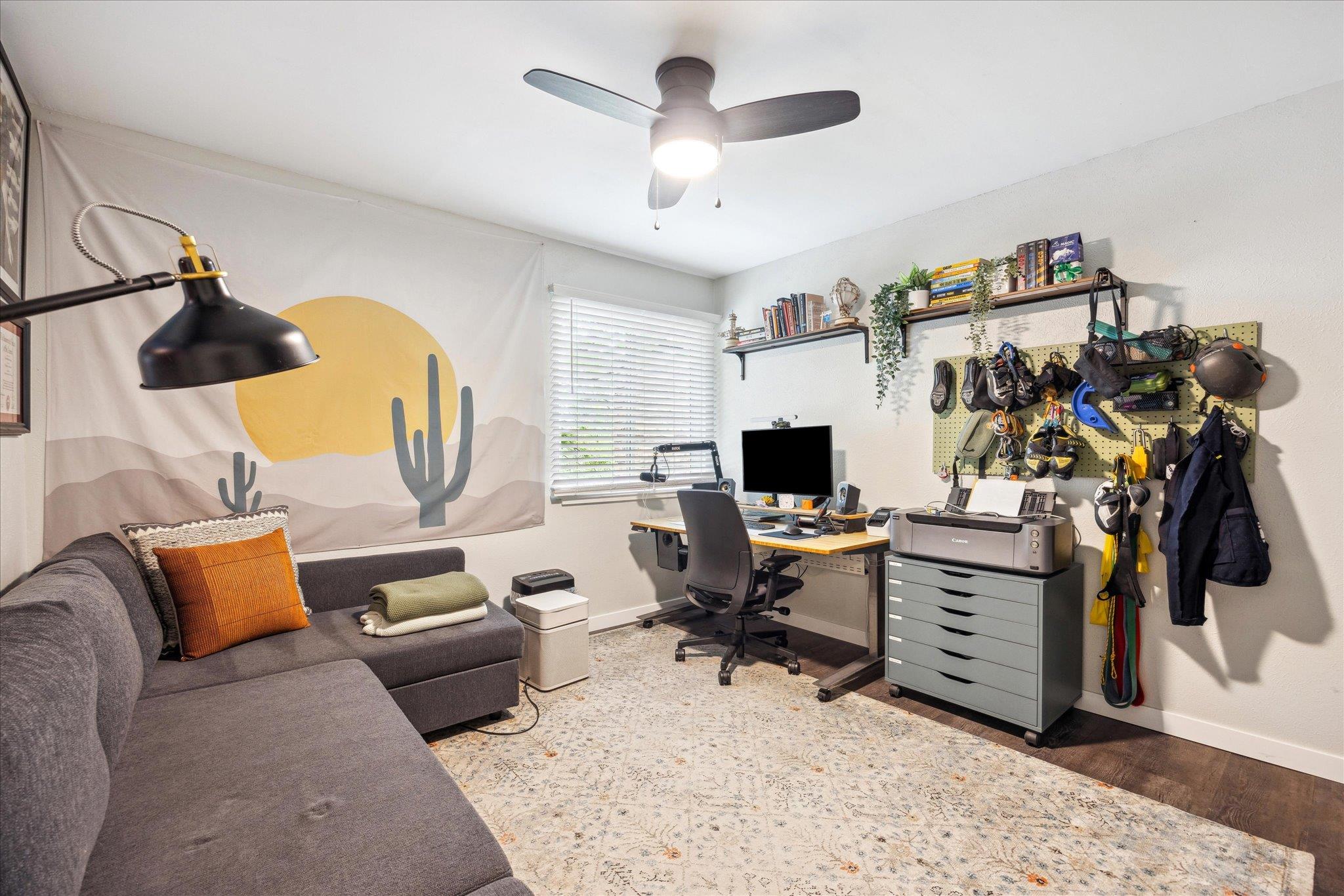 8900 Parkfield Dr B Property Photo 14