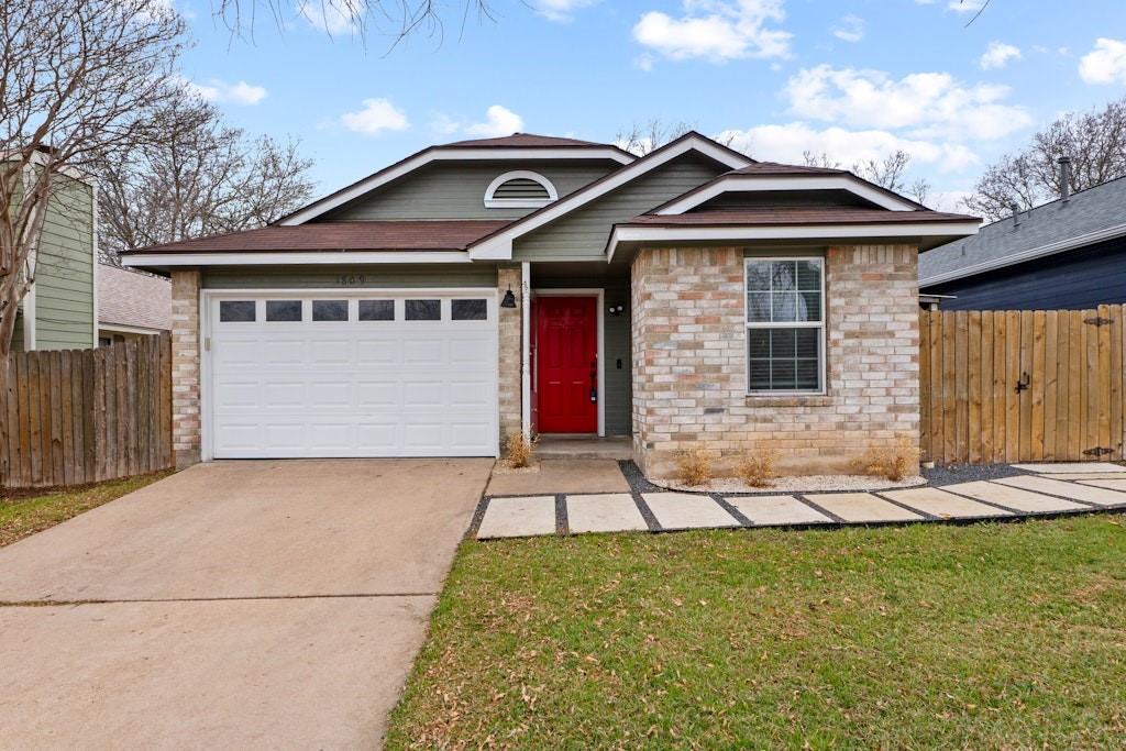 1809 Golden Pheasant Dr Property Photo 1