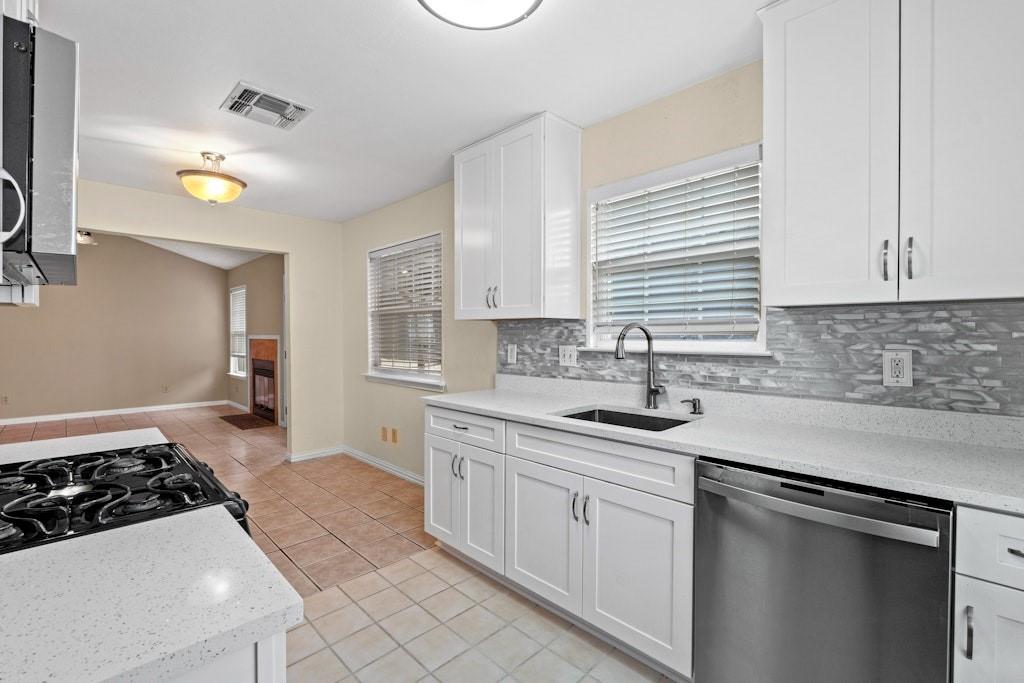 1809 Golden Pheasant Dr Property Photo 5