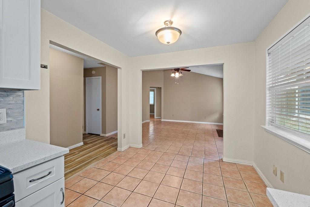 1809 Golden Pheasant Dr Property Photo 6