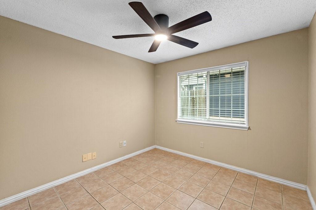 1809 Golden Pheasant Dr Property Photo 14