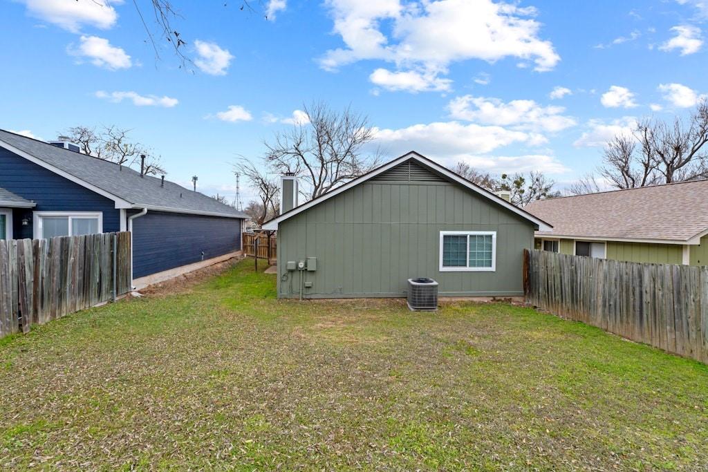 1809 Golden Pheasant Dr Property Photo 18