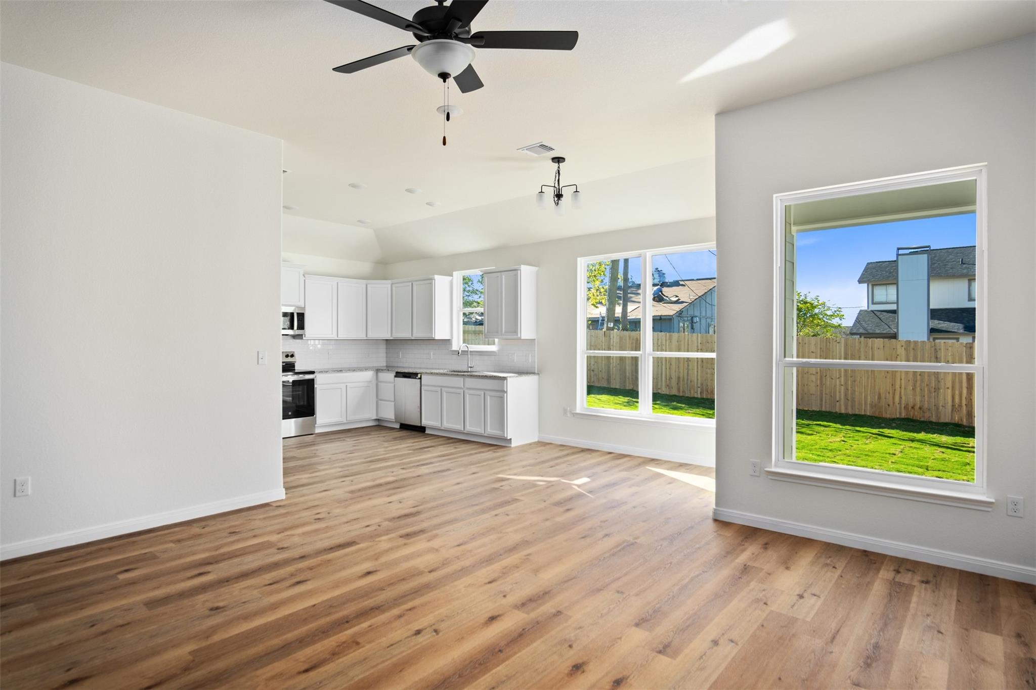 3215 Llano Alto Cir Property Photo 7