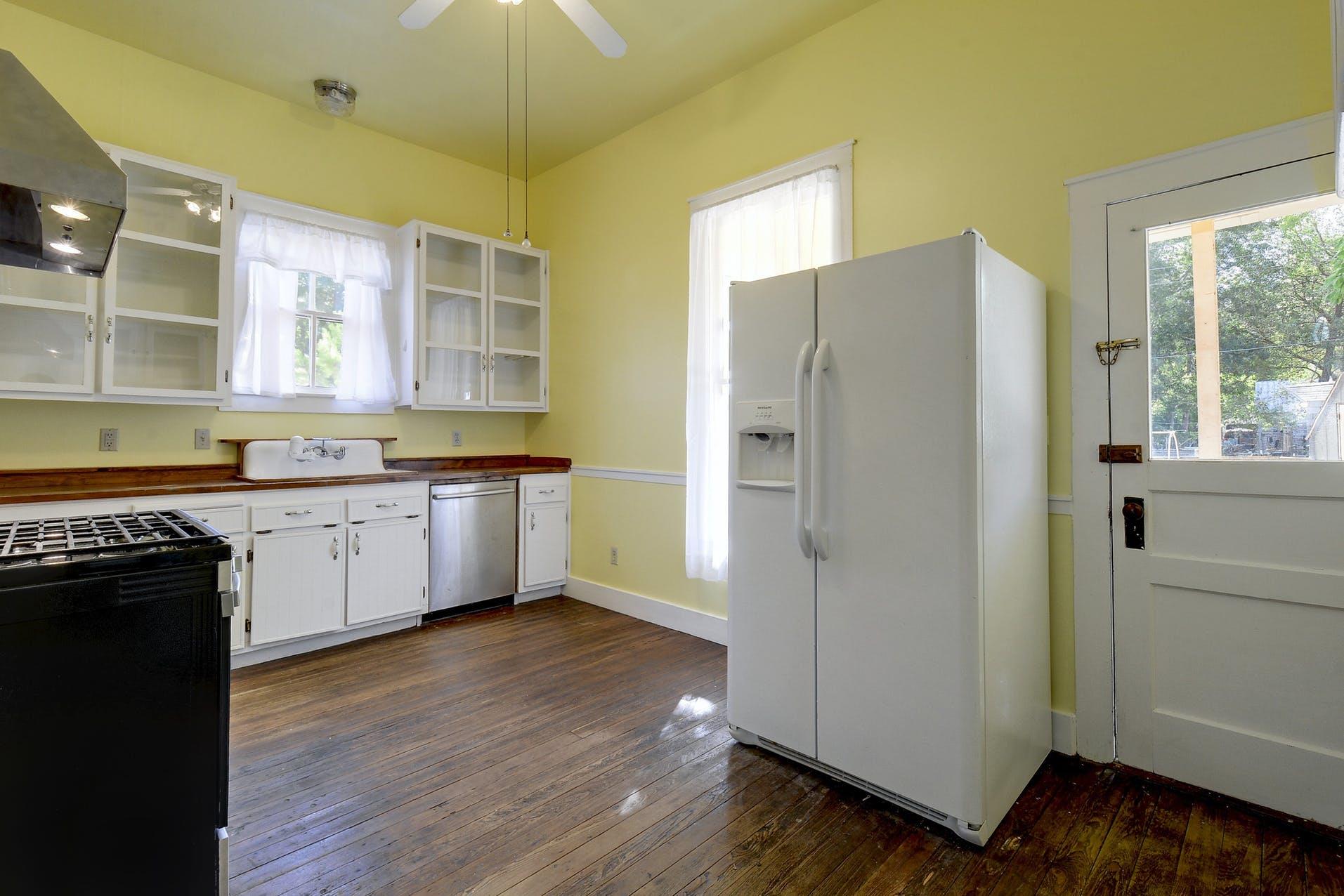 304 Olive St Property Photo 10