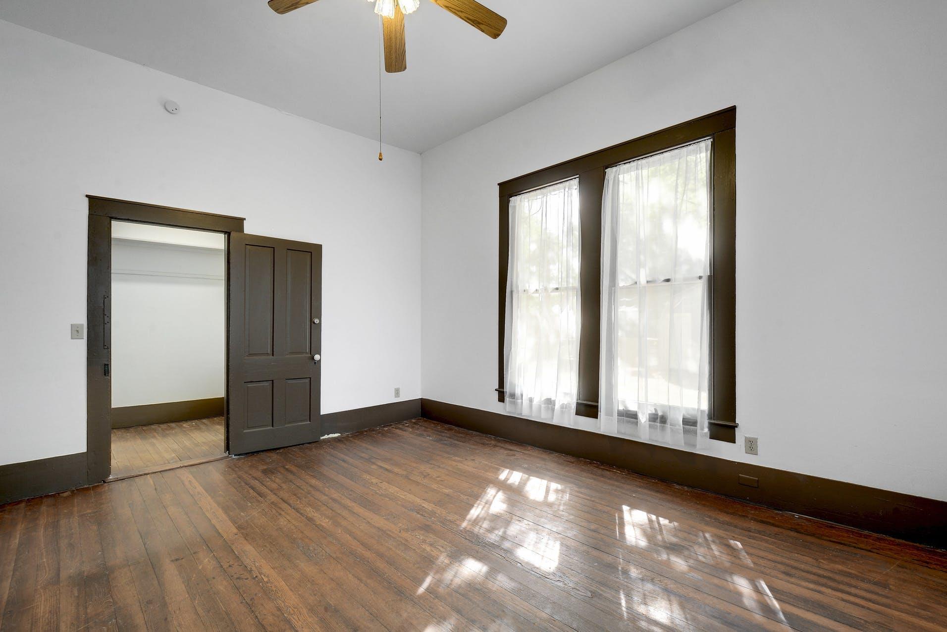 304 Olive St Property Photo 21