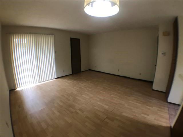 630 Maiden Ln C Property Photo 2