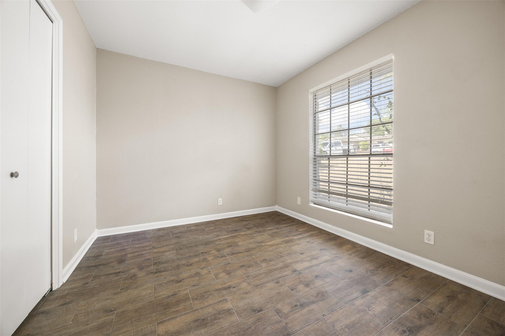 1905 Margalene Way #a Property Photo 3
