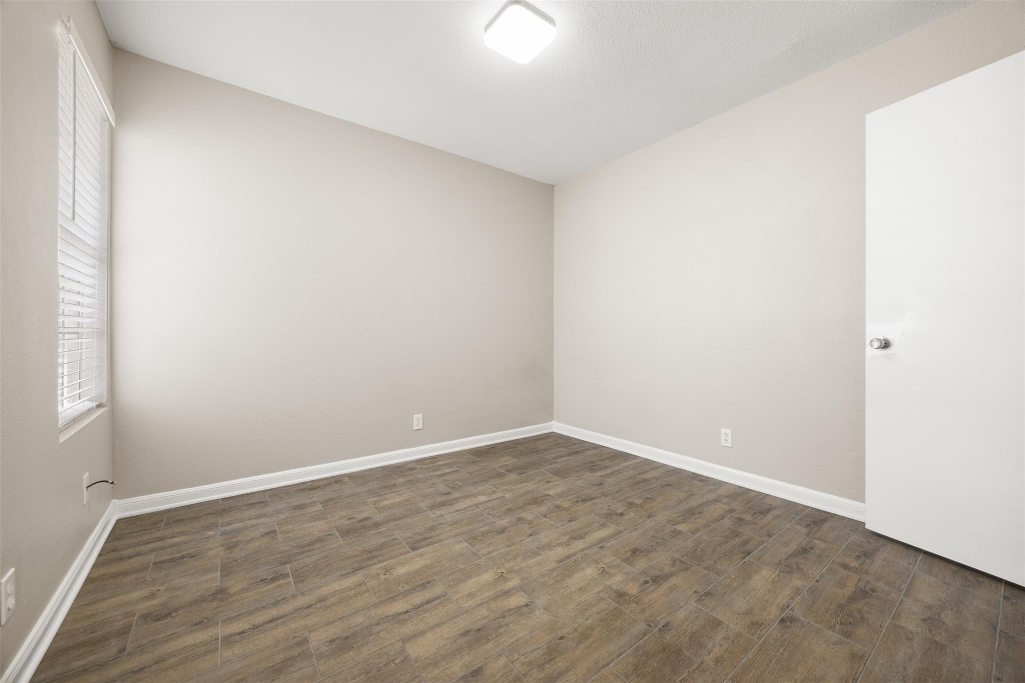 1905 Margalene Way #a Property Photo 5