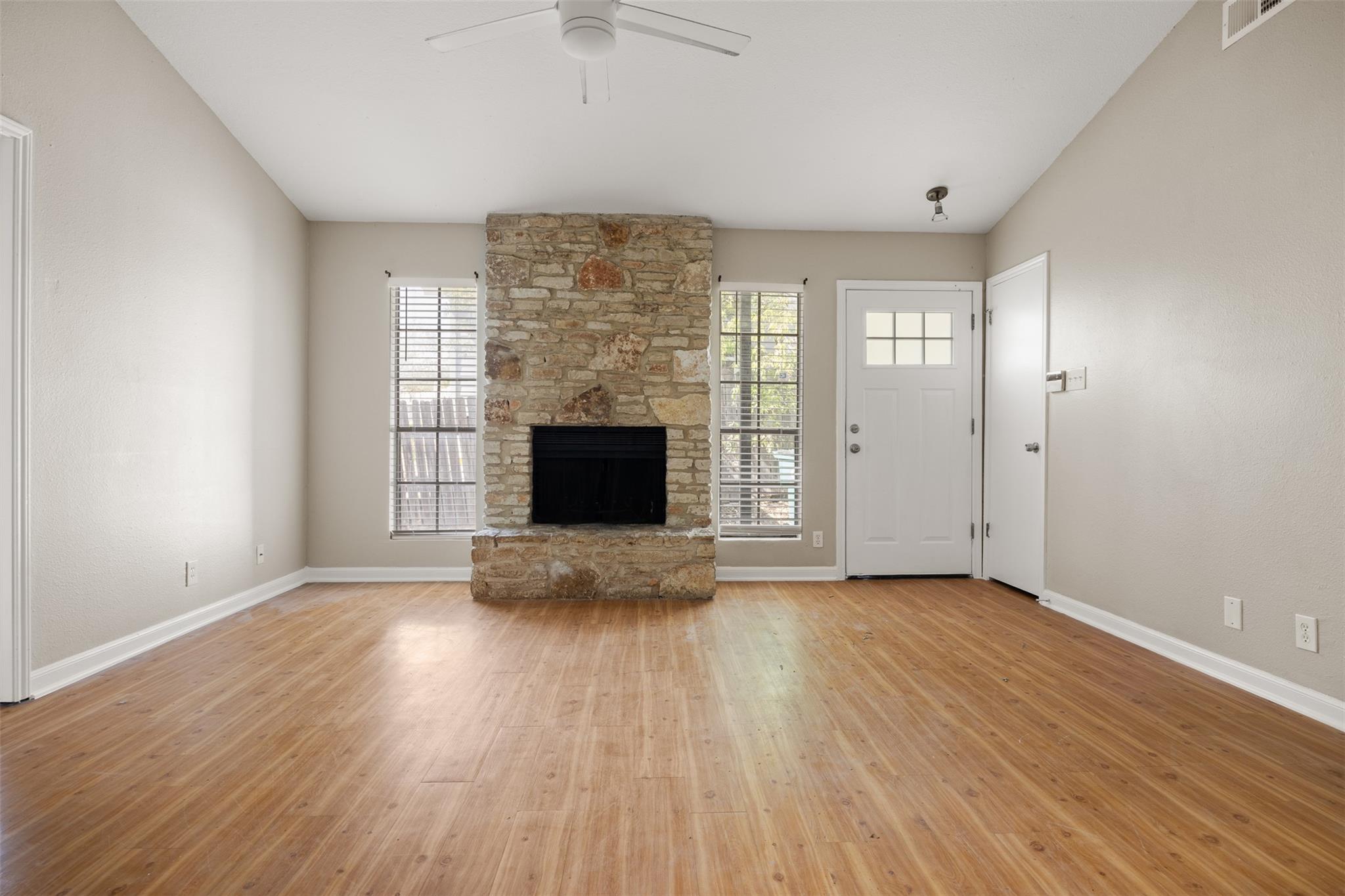 1905 Margalene Way #a Property Photo 9