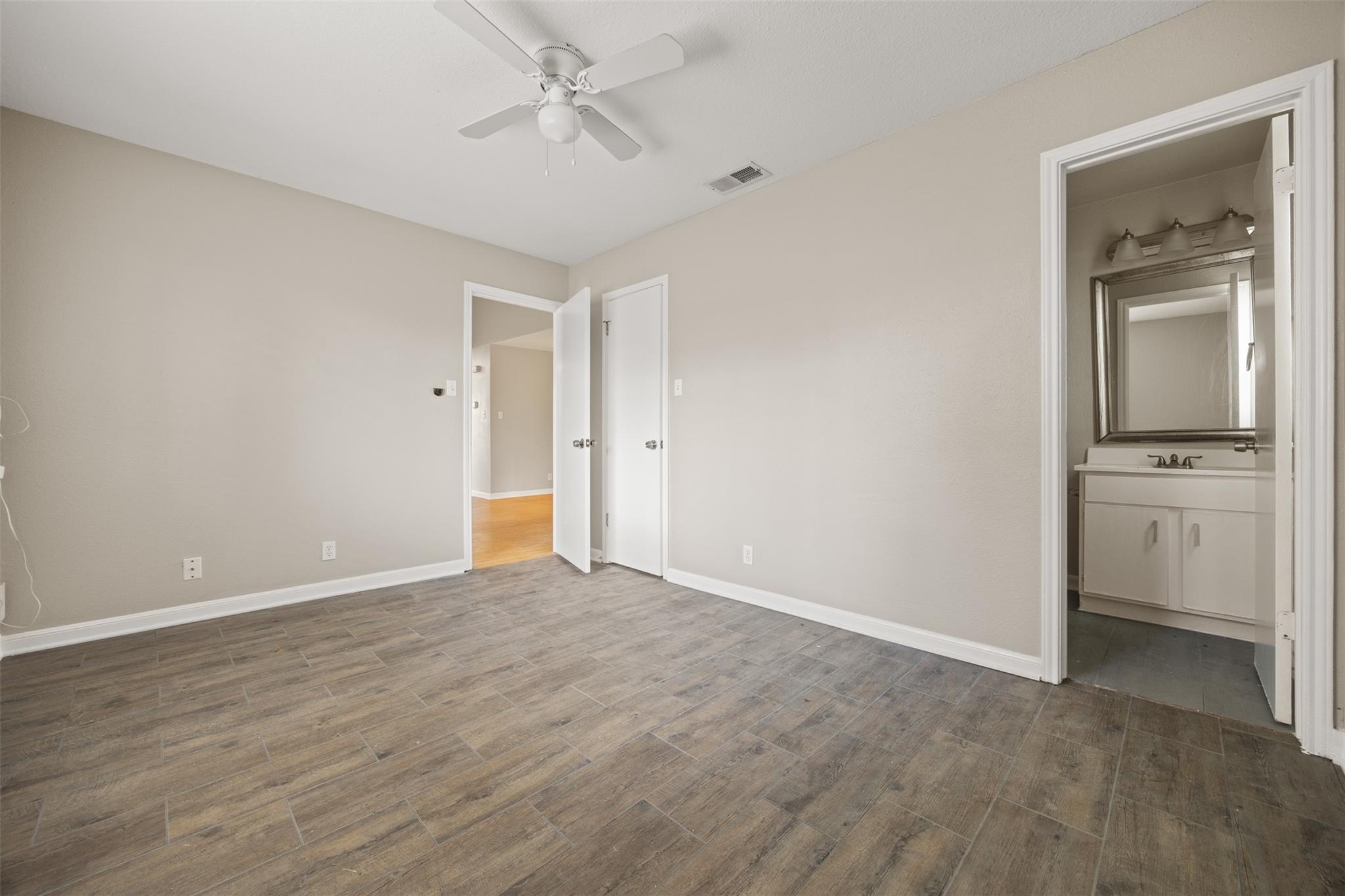 1905 Margalene Way #a Property Photo 10