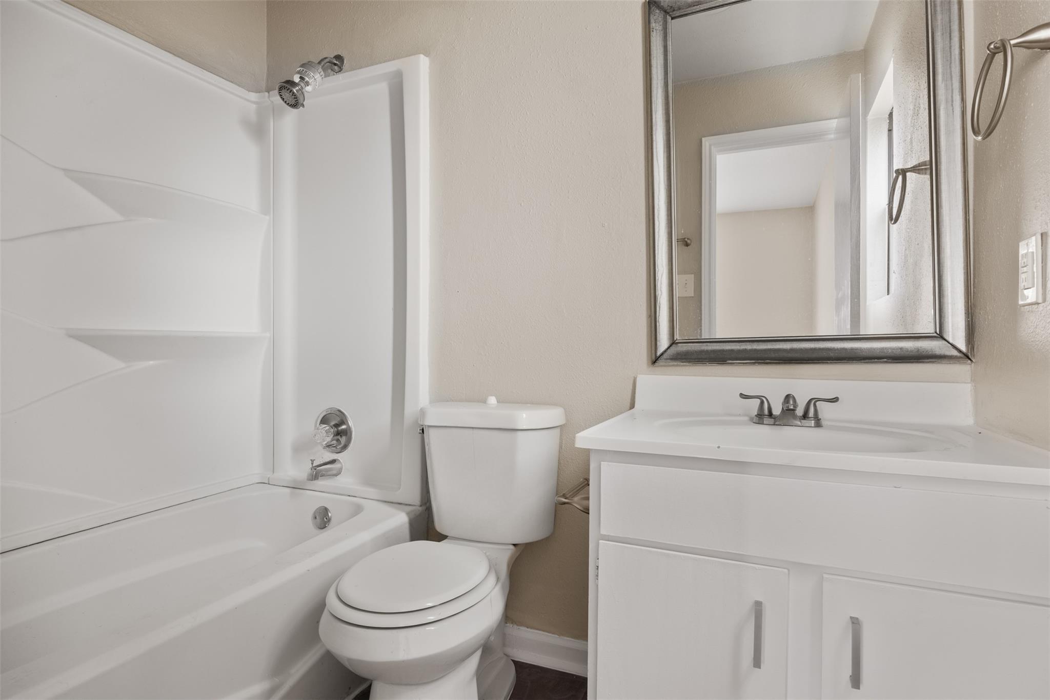 1905 Margalene Way #a Property Photo 12