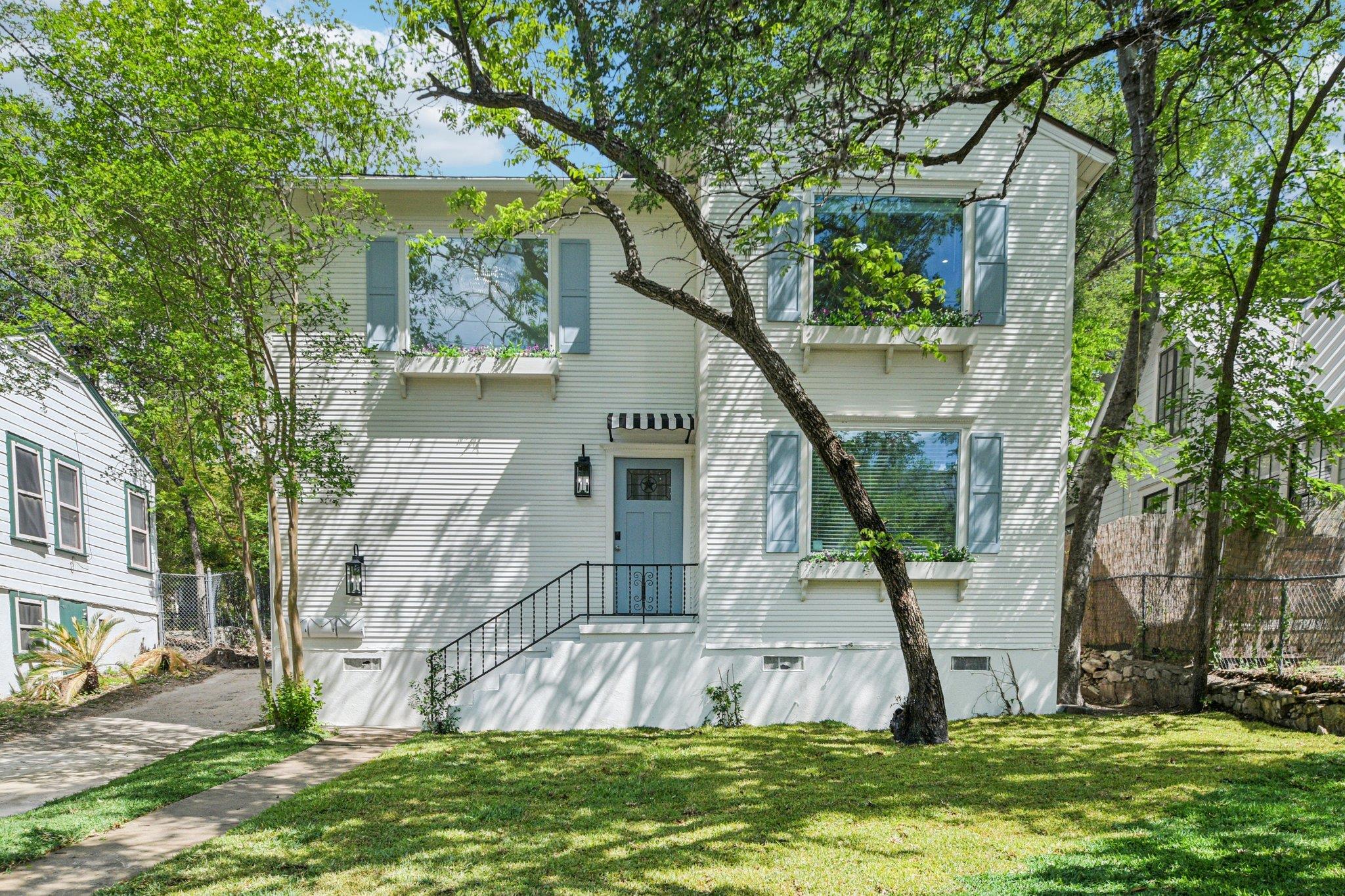 1205 Alta Vista Ave #a Property Photo 1