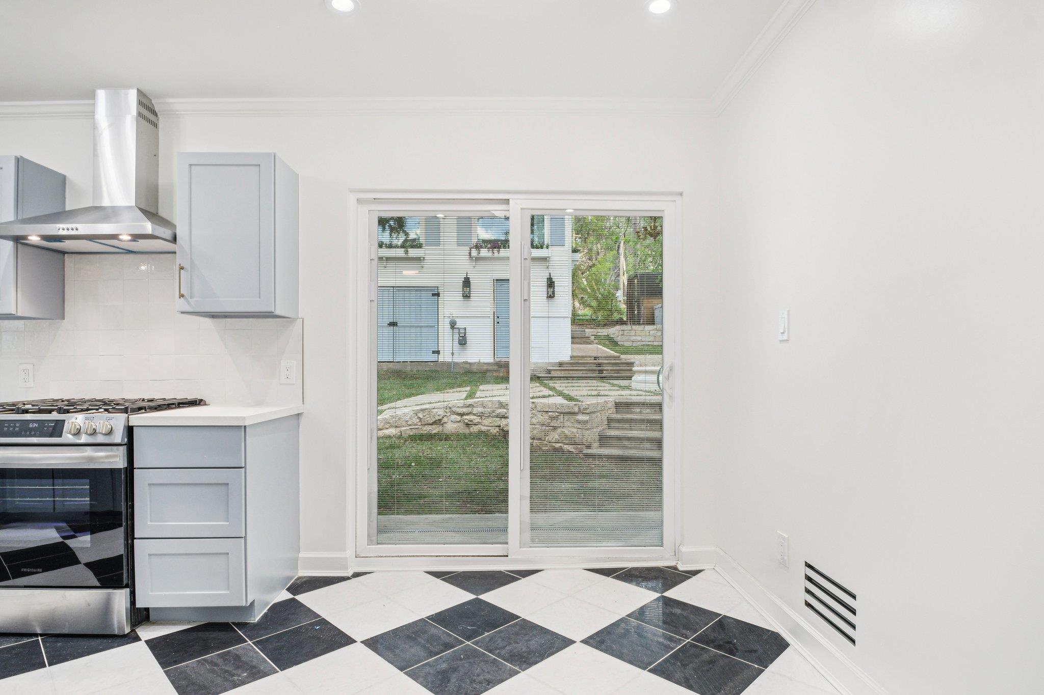 1205 Alta Vista Ave #a Property Photo 8