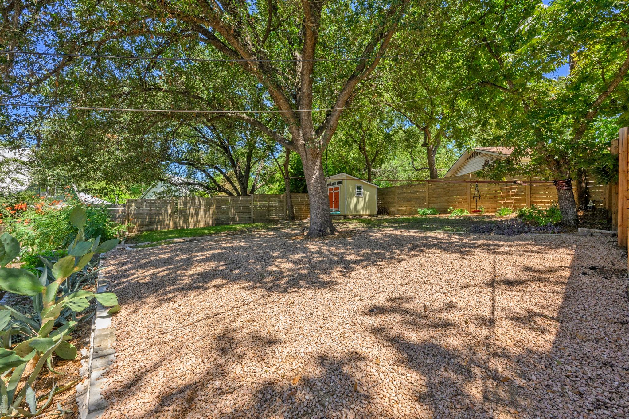 2215 Alta Vista Ave Property Photo 31