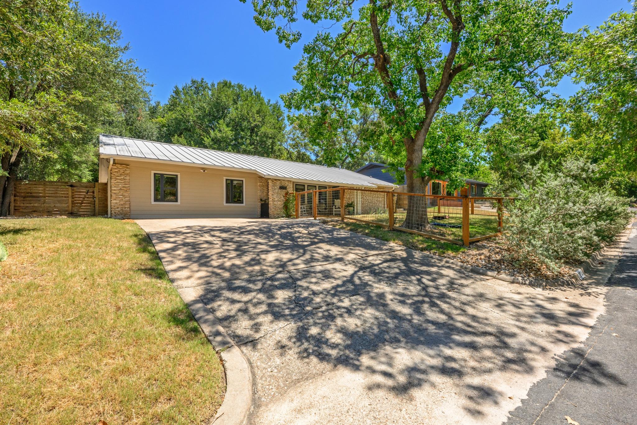 2215 Alta Vista Ave Property Photo 32