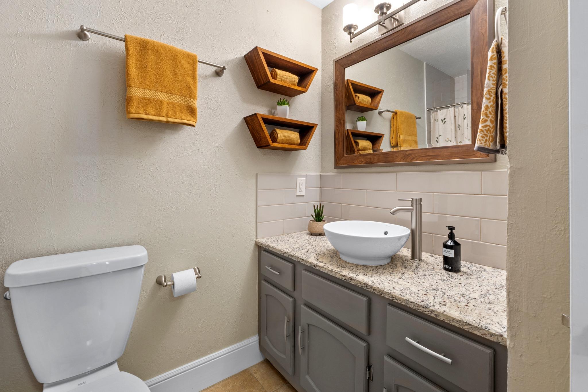 8330 Fathom Cir #701 Property Photo 14