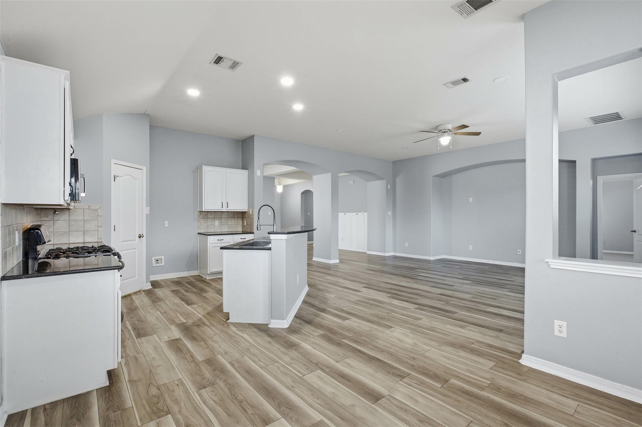 1207 Utopia Ln Property Photo 15