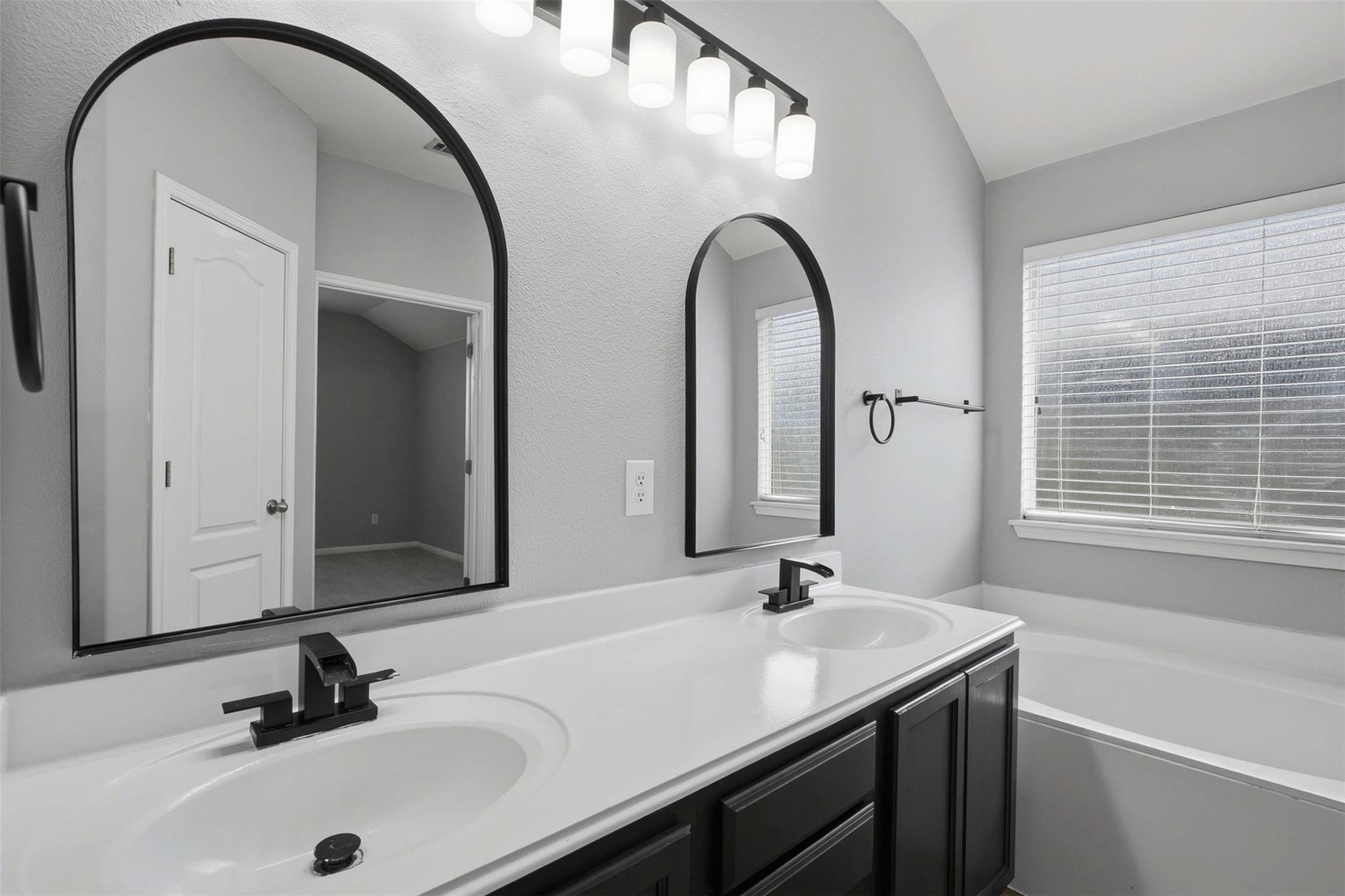 1207 Utopia Ln Property Photo 25